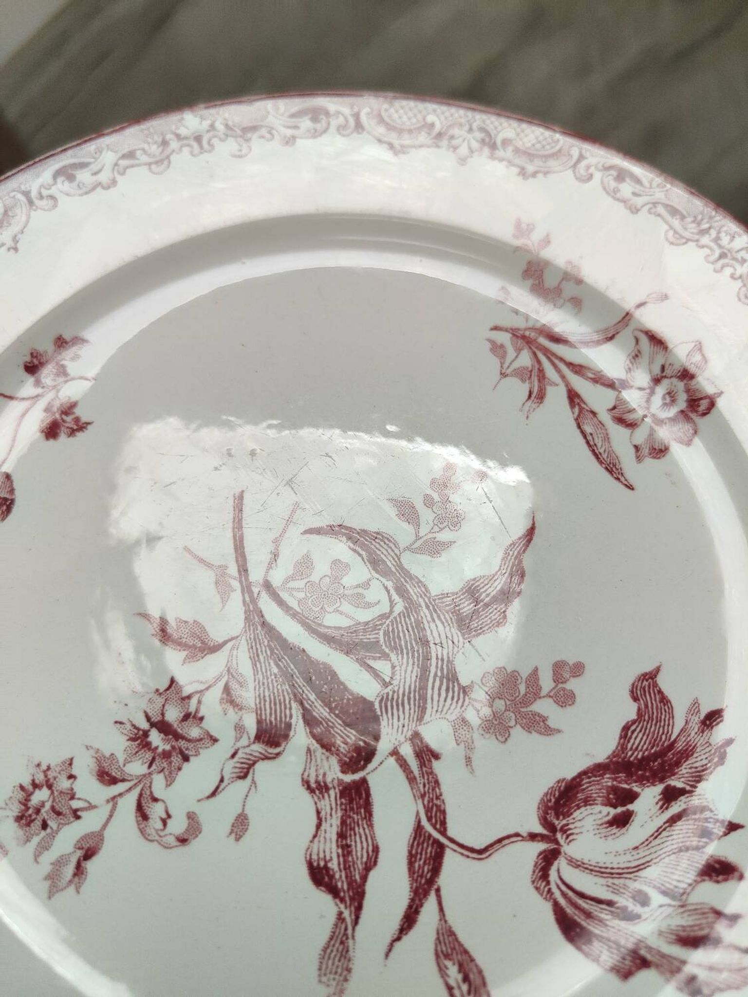6 assiettes à dessert modèle Fontanges par Sarreguemines