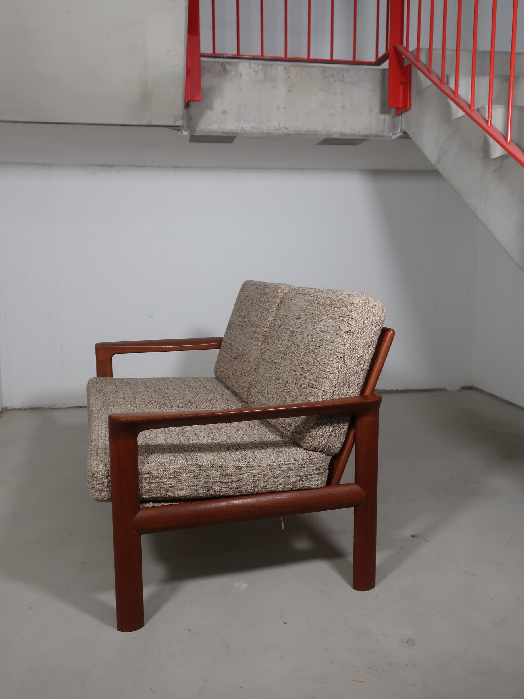 Two-seater sofa in massive teak 60s edition Dyrlund