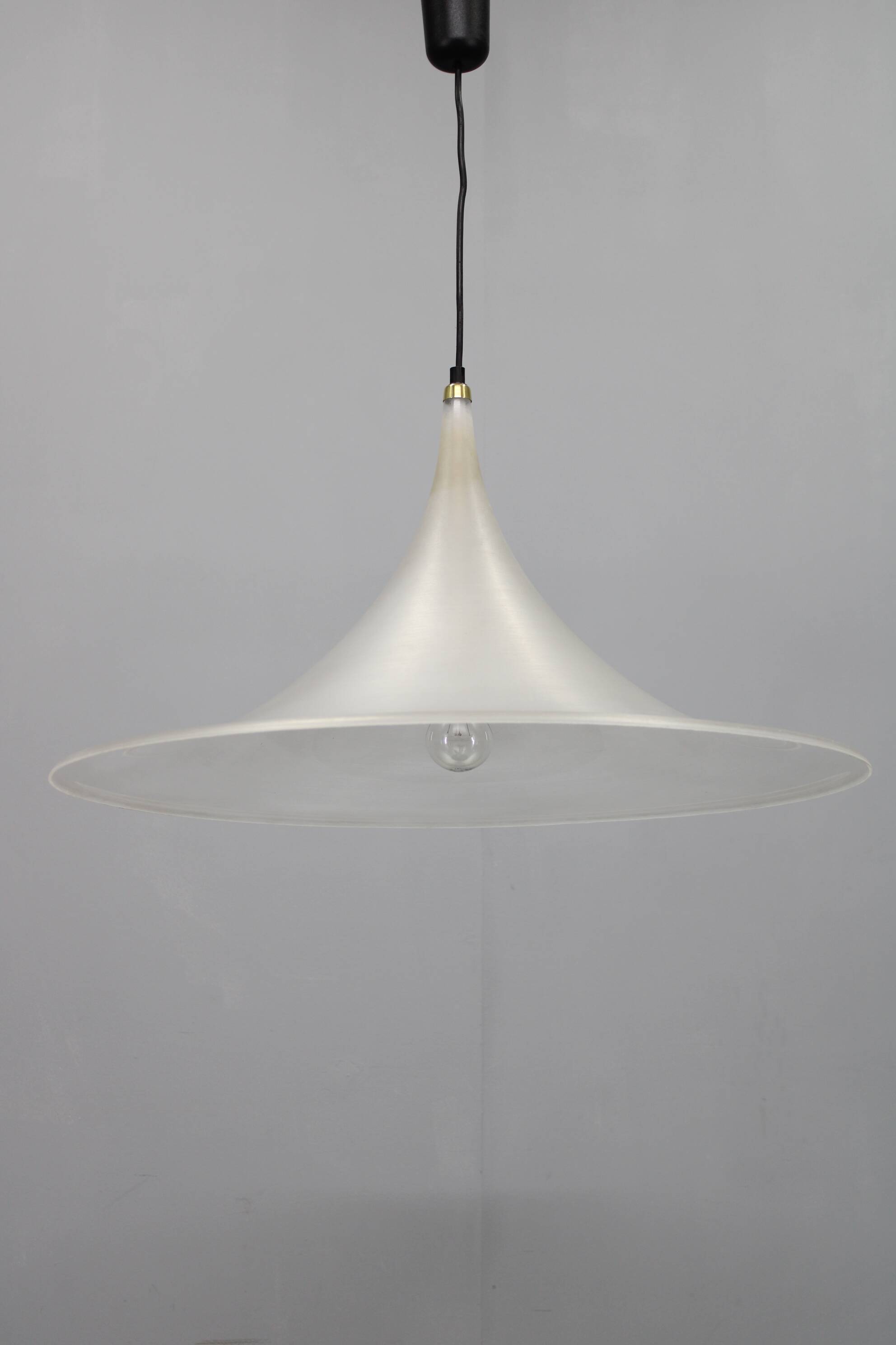 Suspension « Trompette » par Meblo, Italie années 1970