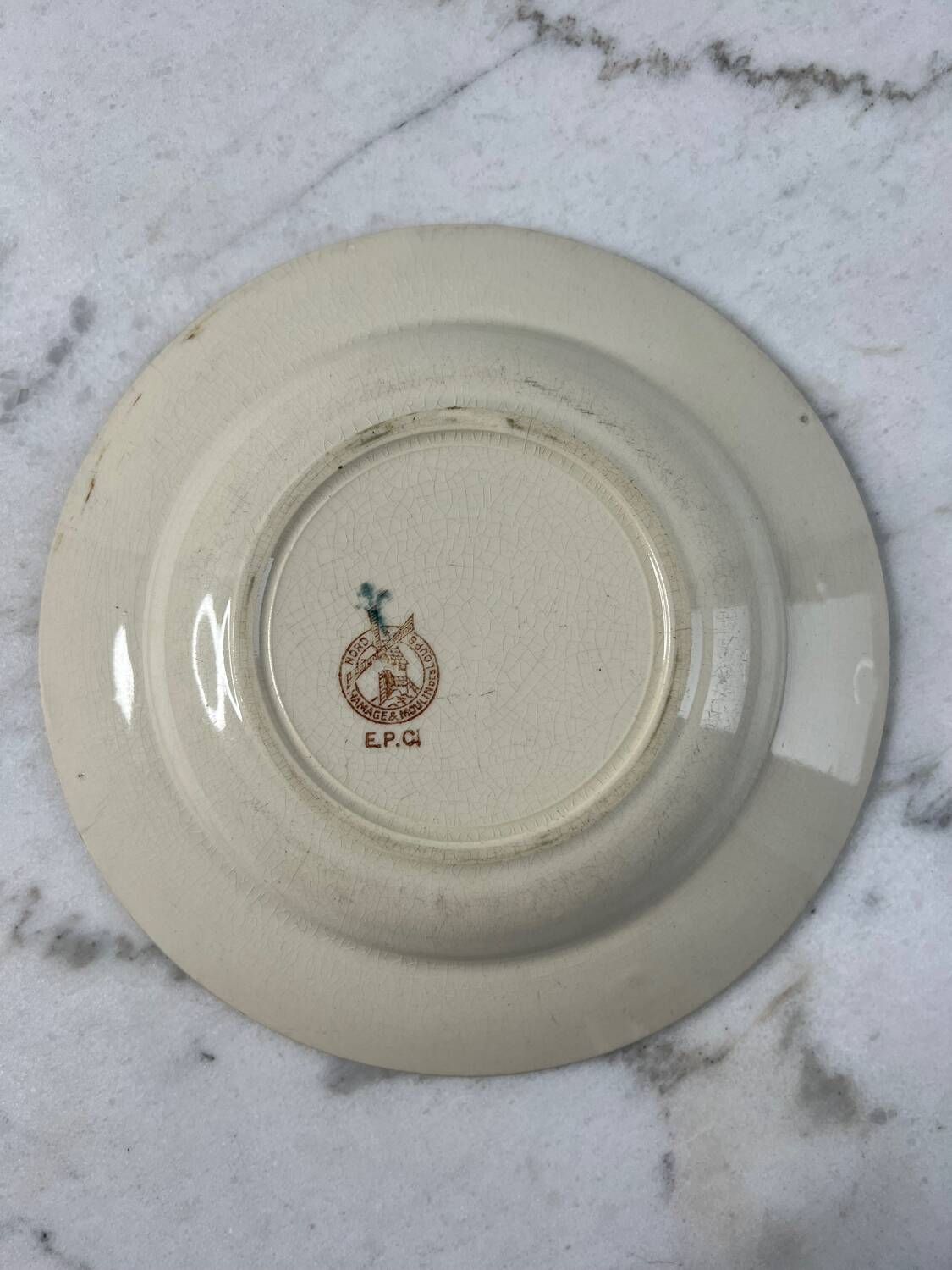 Hollow plate, iron-rich earth, EPCI Hamage and Moulin Nord