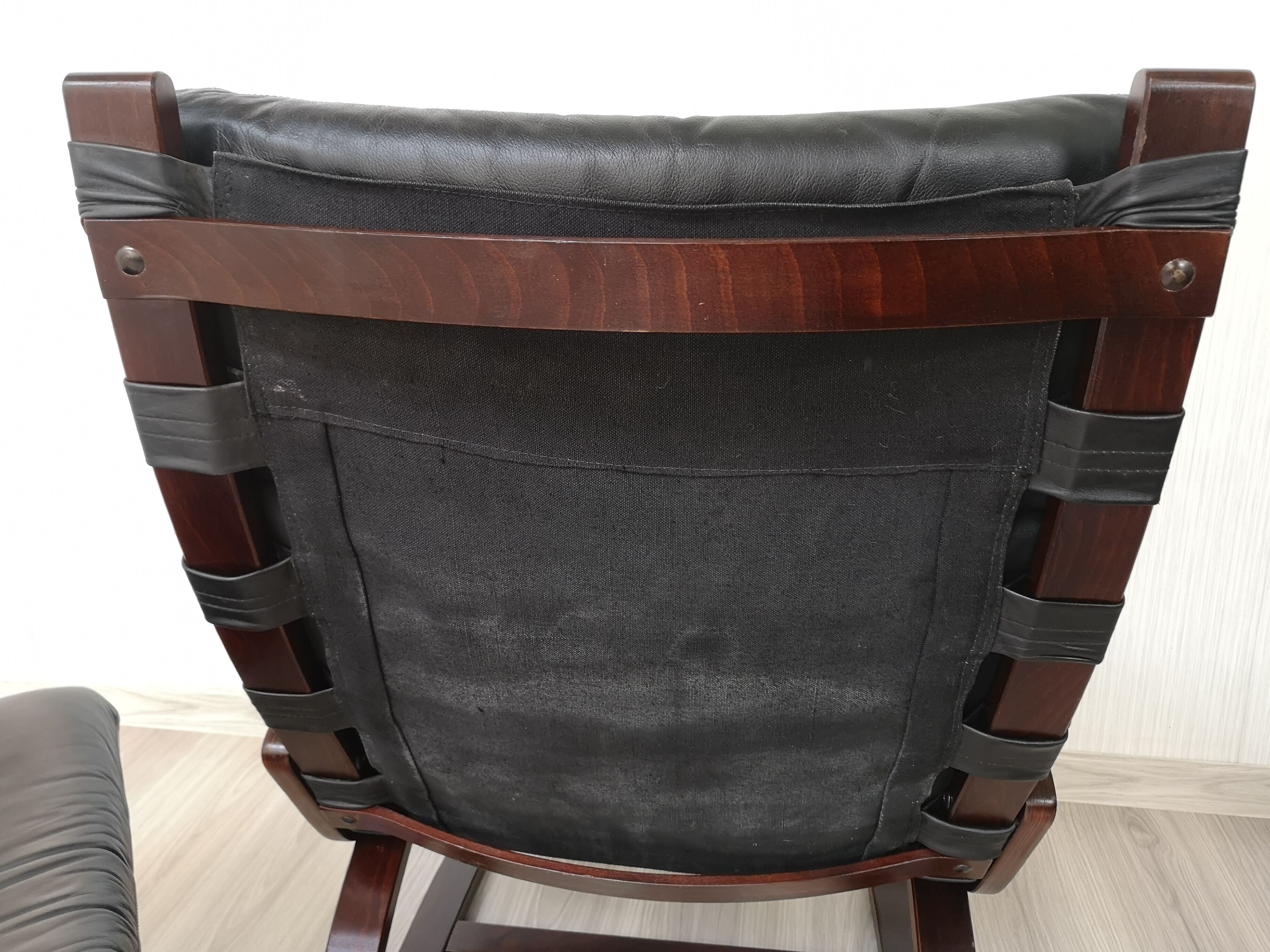 Vintage Model Kengu Lounge Chair and Footstool Set by Elsa & Nordahl Solheim for Rybo Rykken & Co