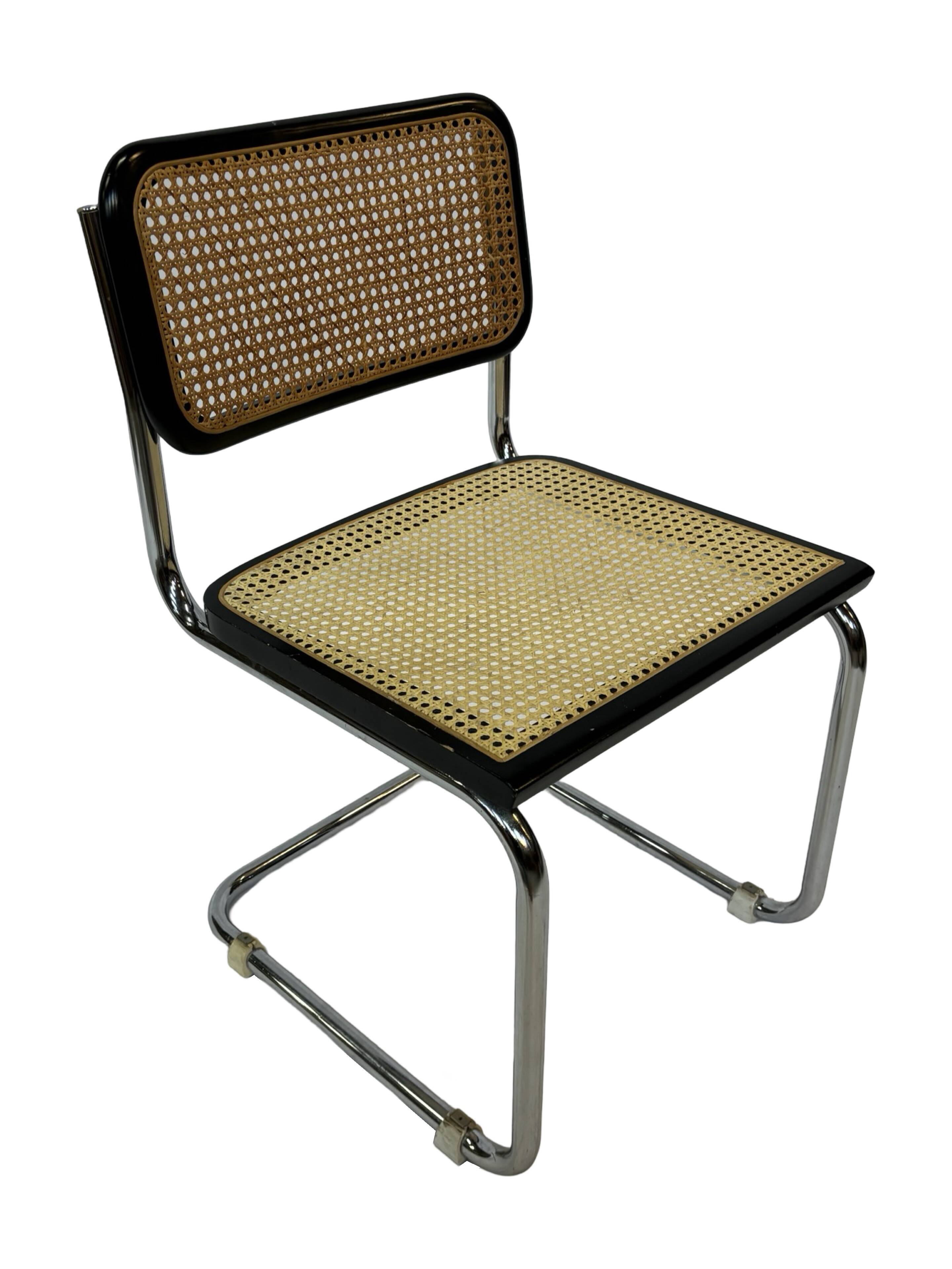 Cesca chair b32 model in chrome and black