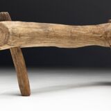 Tabouret tripode primitif Wabi Sabi, France, 18ème siècle