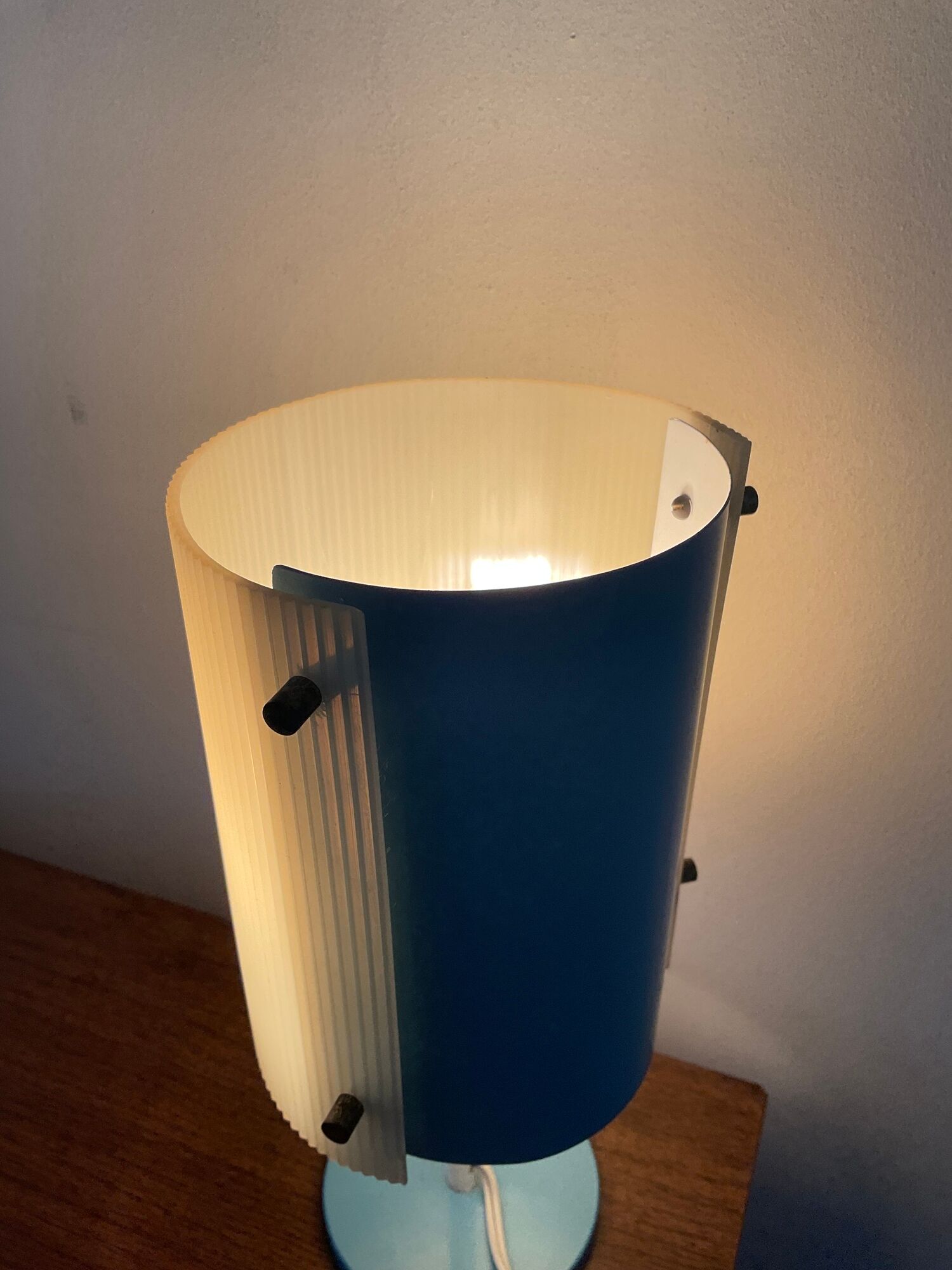 Vintage lamp 50s-60s metal sky blue and plexiglass