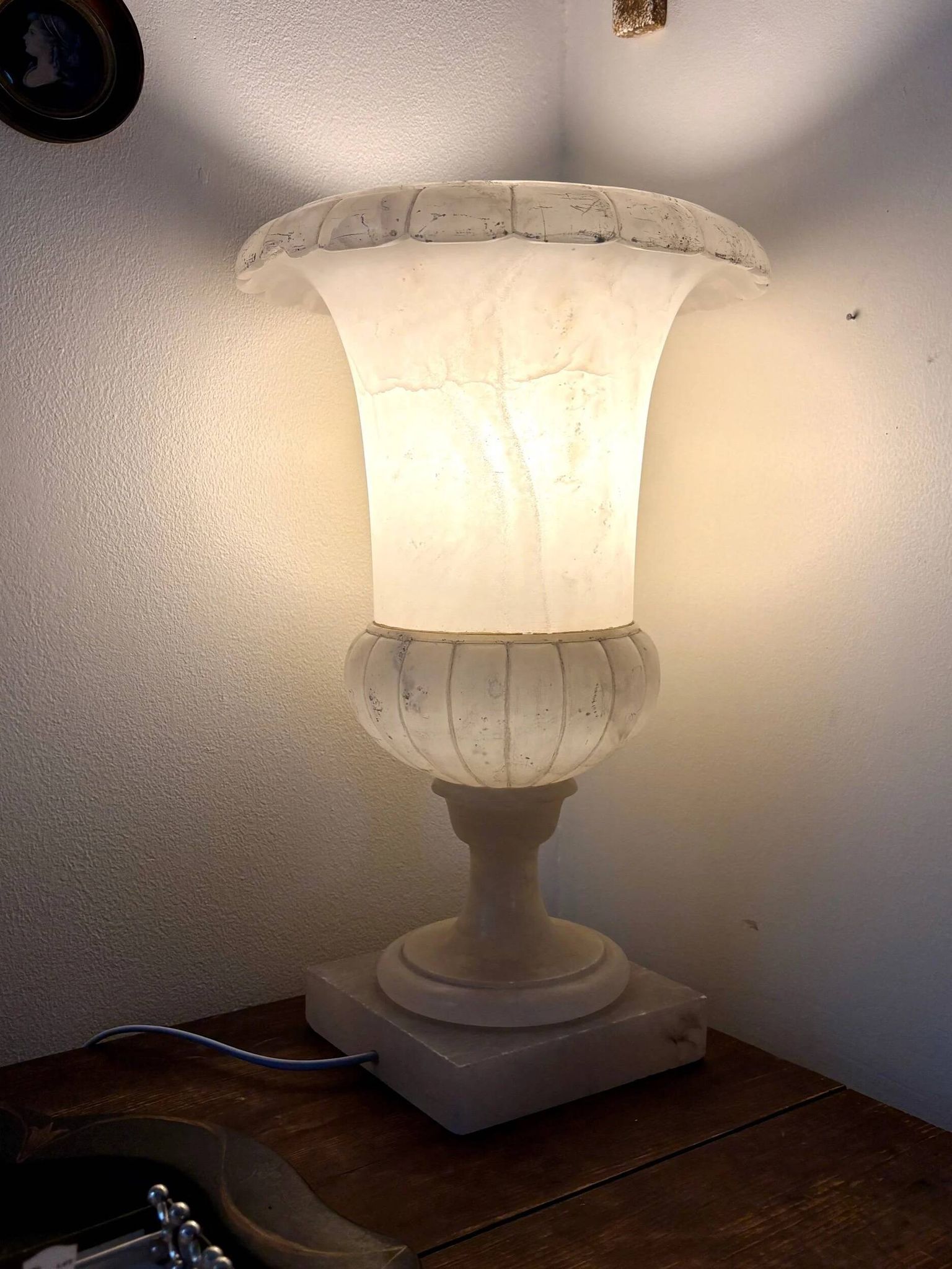 Lampe de table Médicis en albâtre