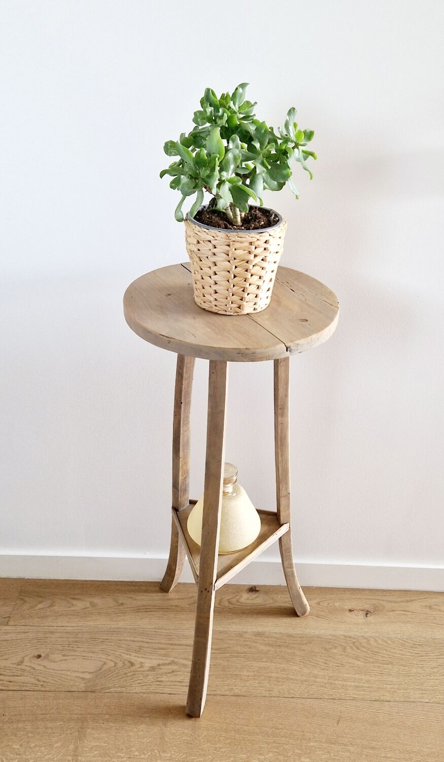 Old pedestal table driftwood