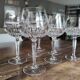Lot de 7 verres à vin en cristal taillé
