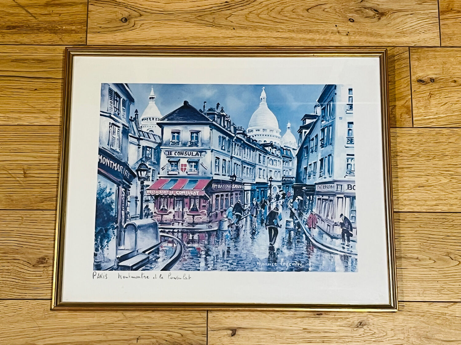 Frame Paris Montmartre and the Consulate