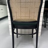 6 chairs 811 Ton