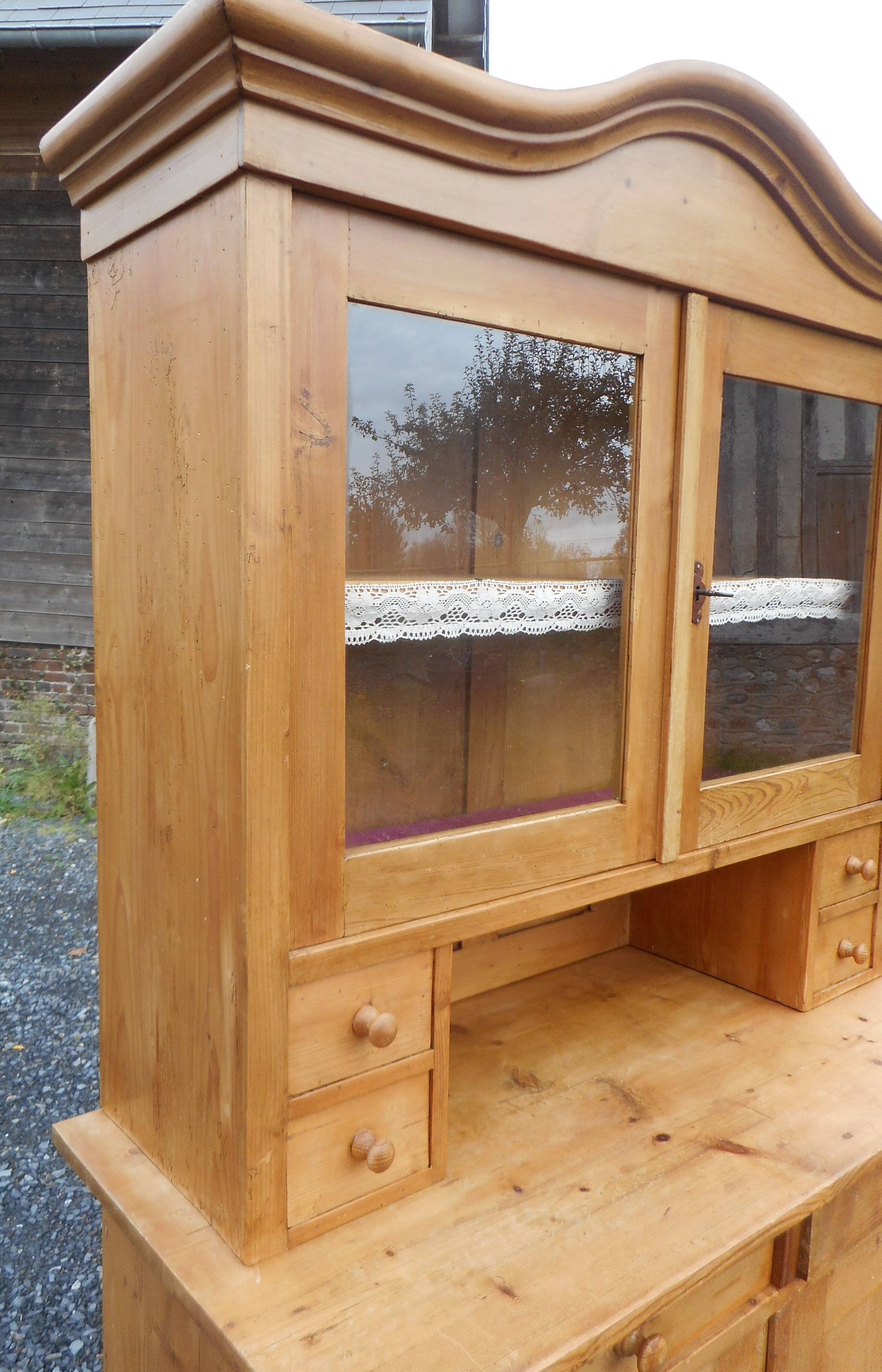 Buffet 2 corps vaisselier en sapin