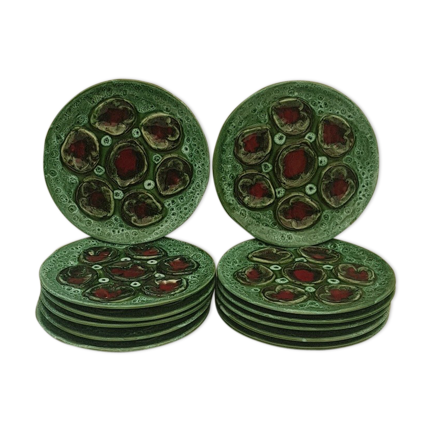 Set of 12 vintage Oyster plates