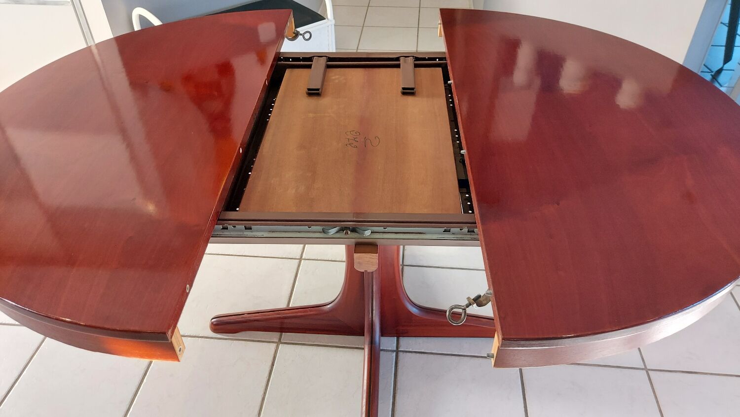 Vintage Baumann extendable table 1970s