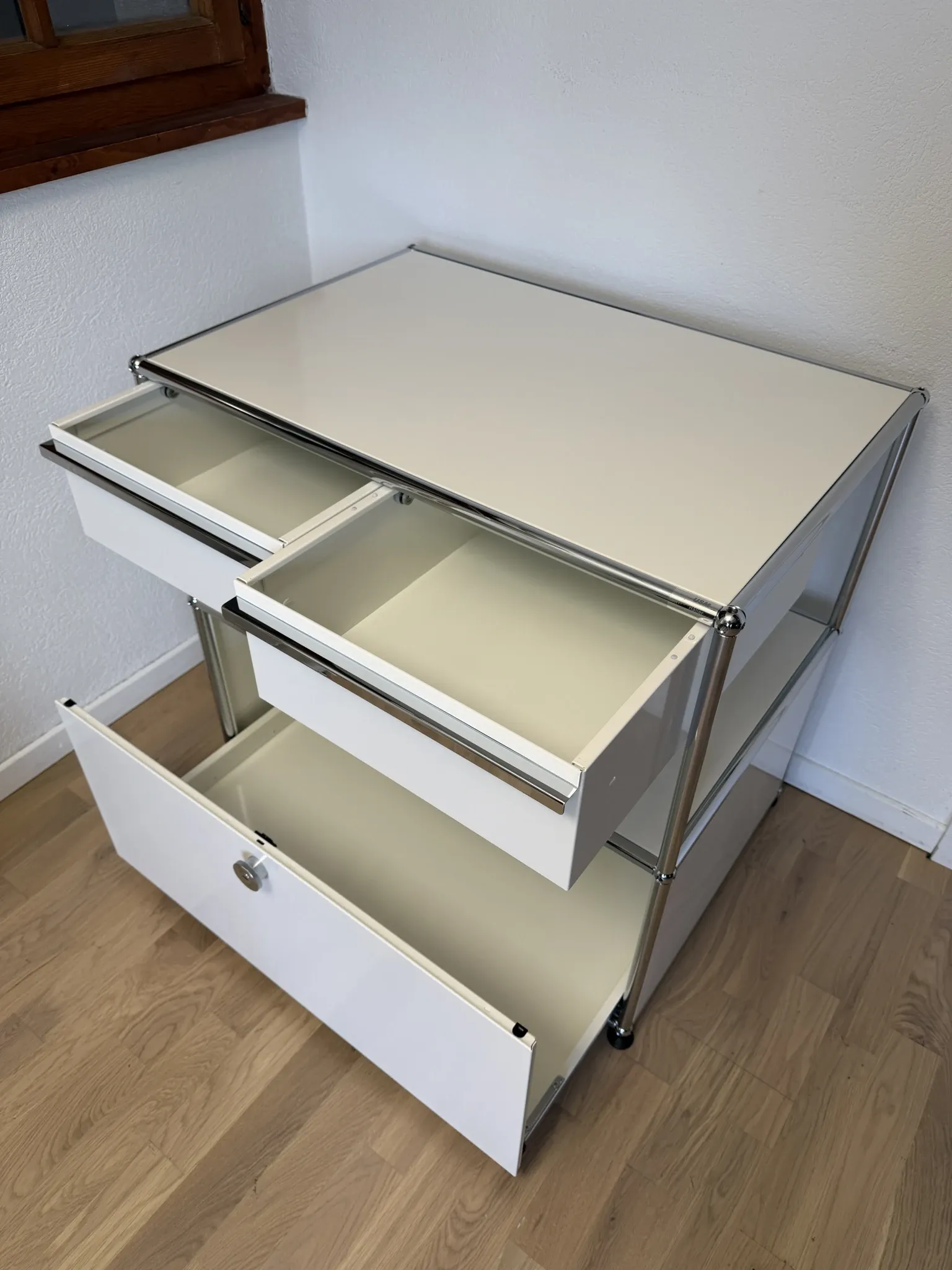 USM Haller Commode in Pure White