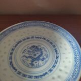 11 cups and saucers in vintage Chinese porcelain