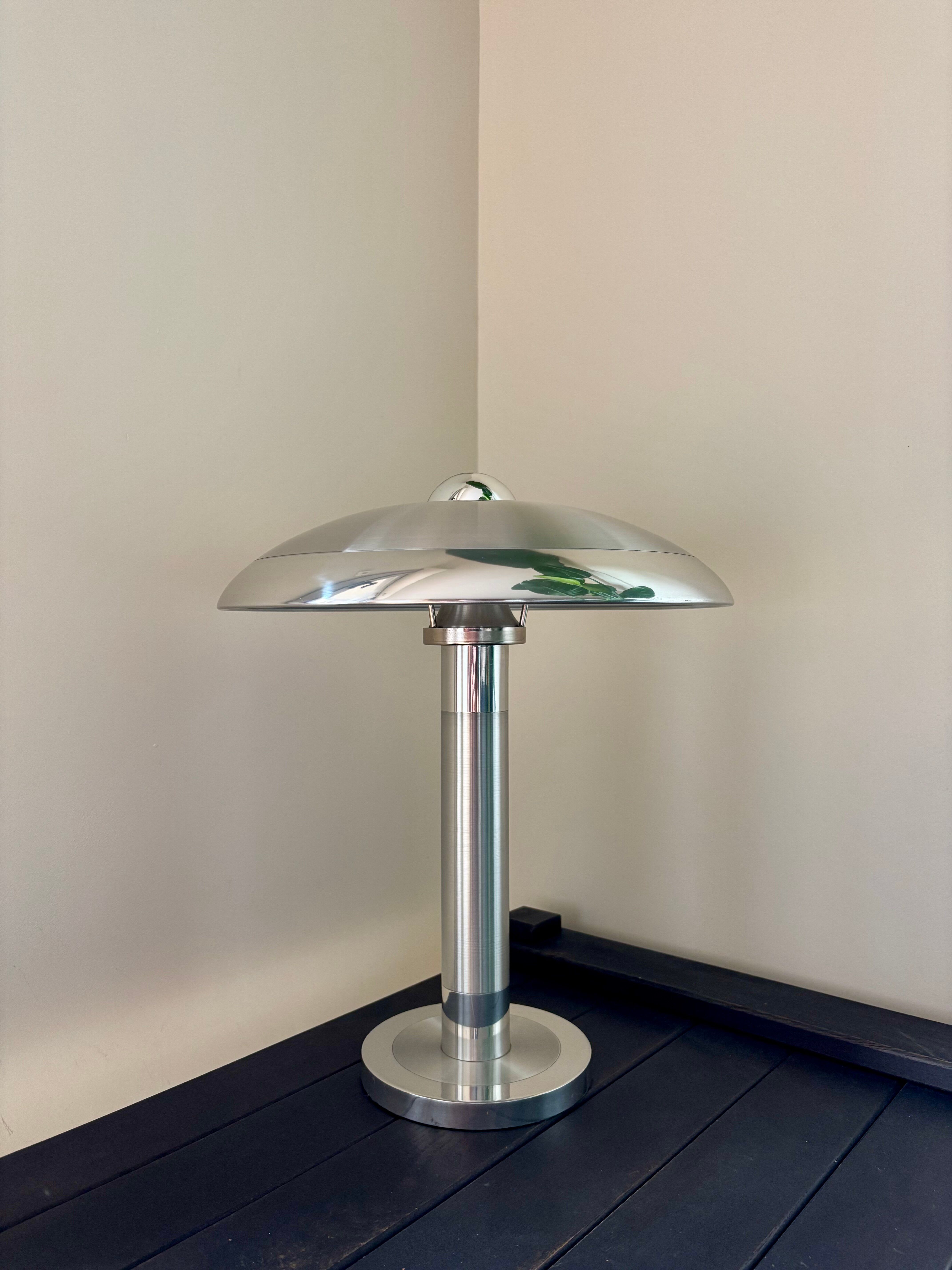 Lampe boulanger tm11