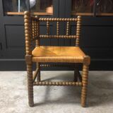 Mulched fire corner chair