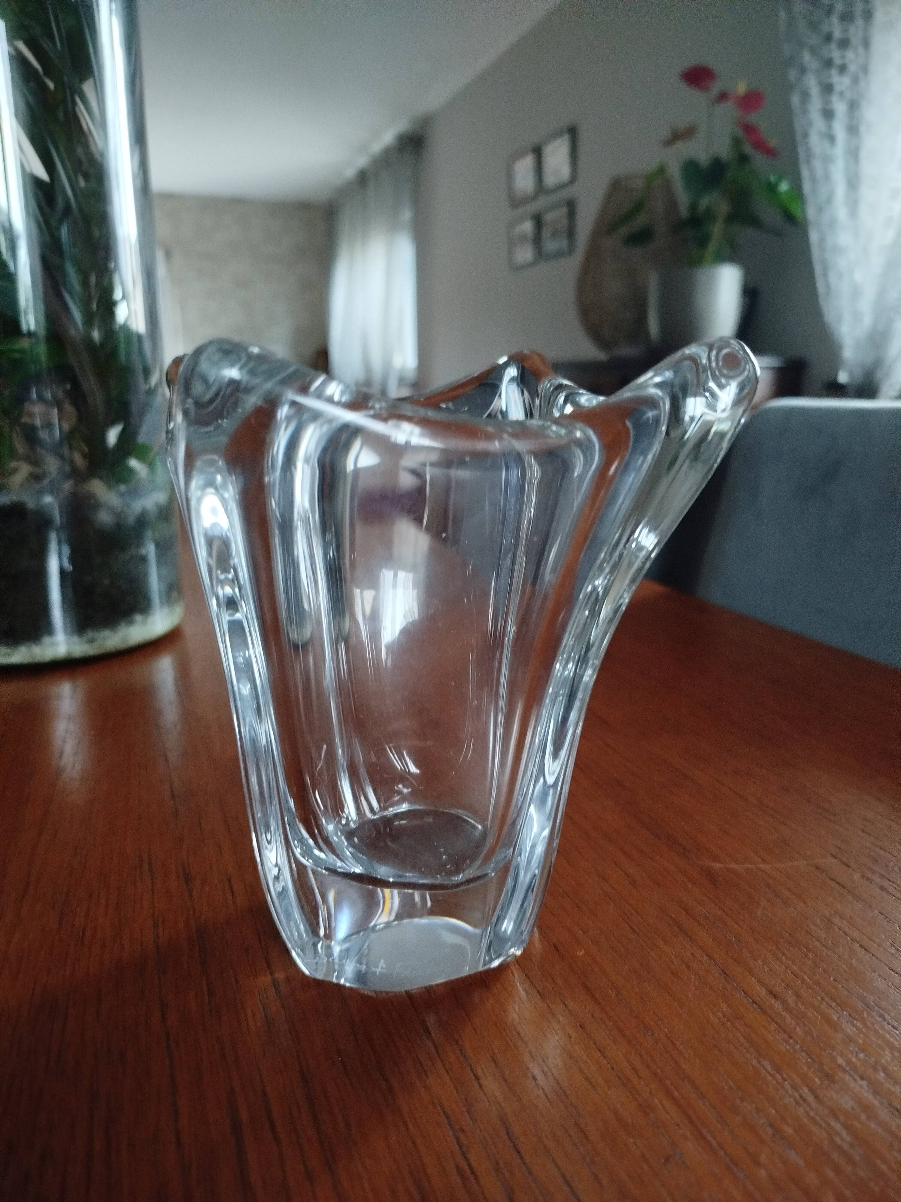 Antique vase signed Daum ✝ France in crystal – circa 1935–1950