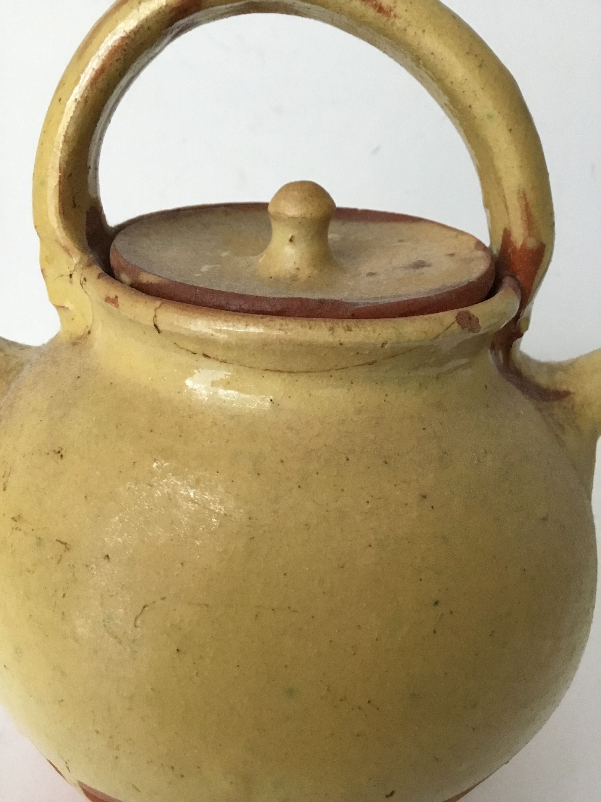 Old grease pot