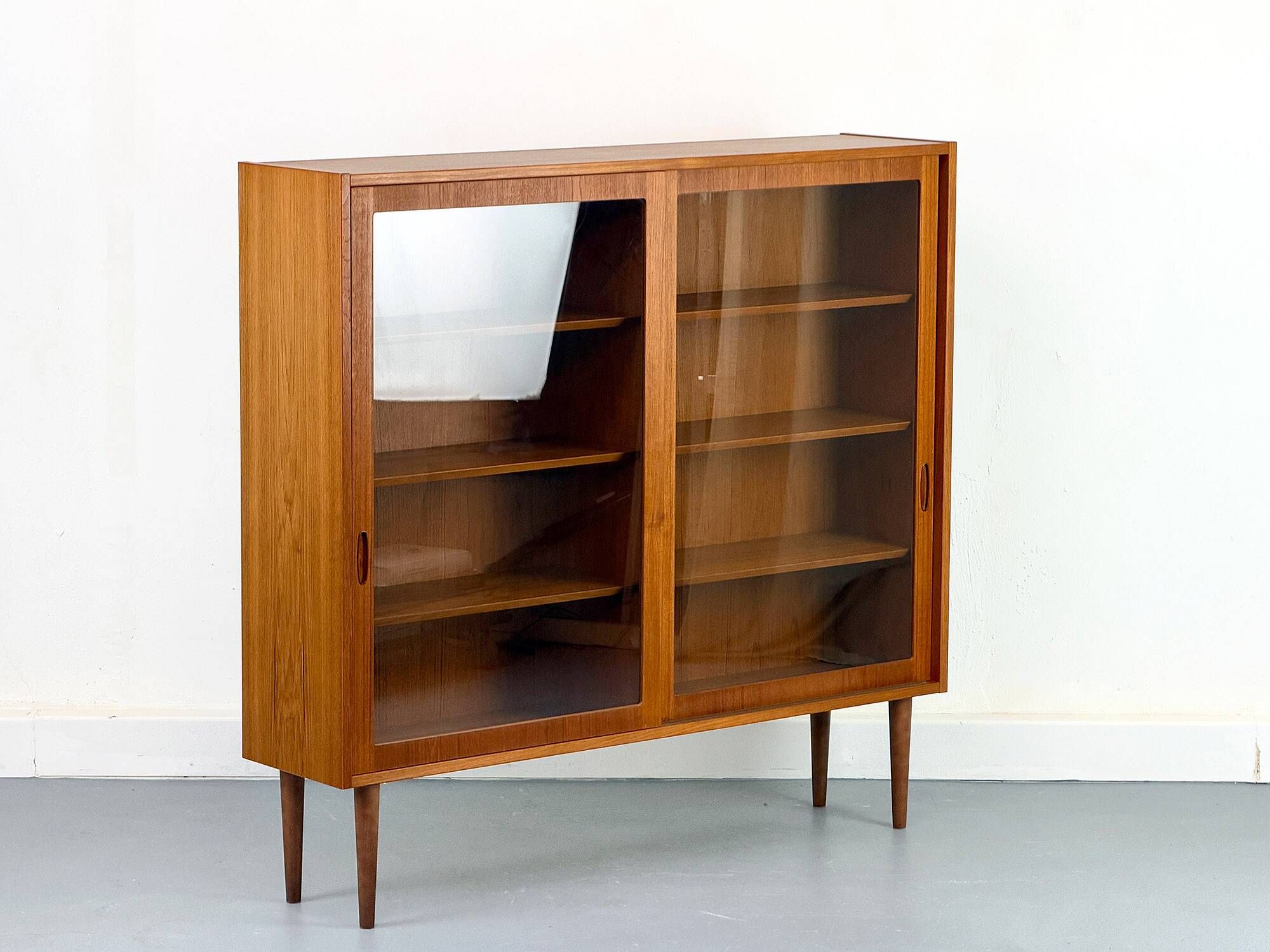 Danish Teak Cabinet with Glass Doors by Carlo Jensen for Hundevad, 1960s