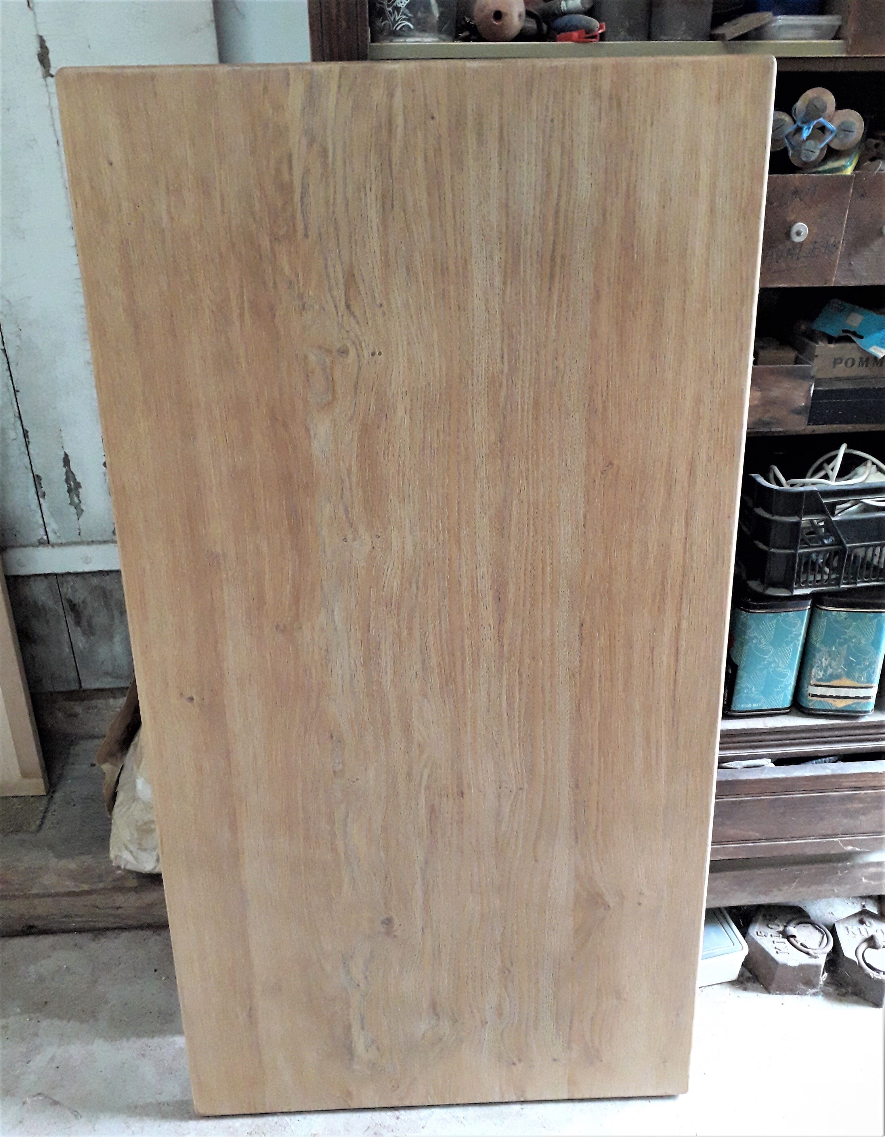 Farm table