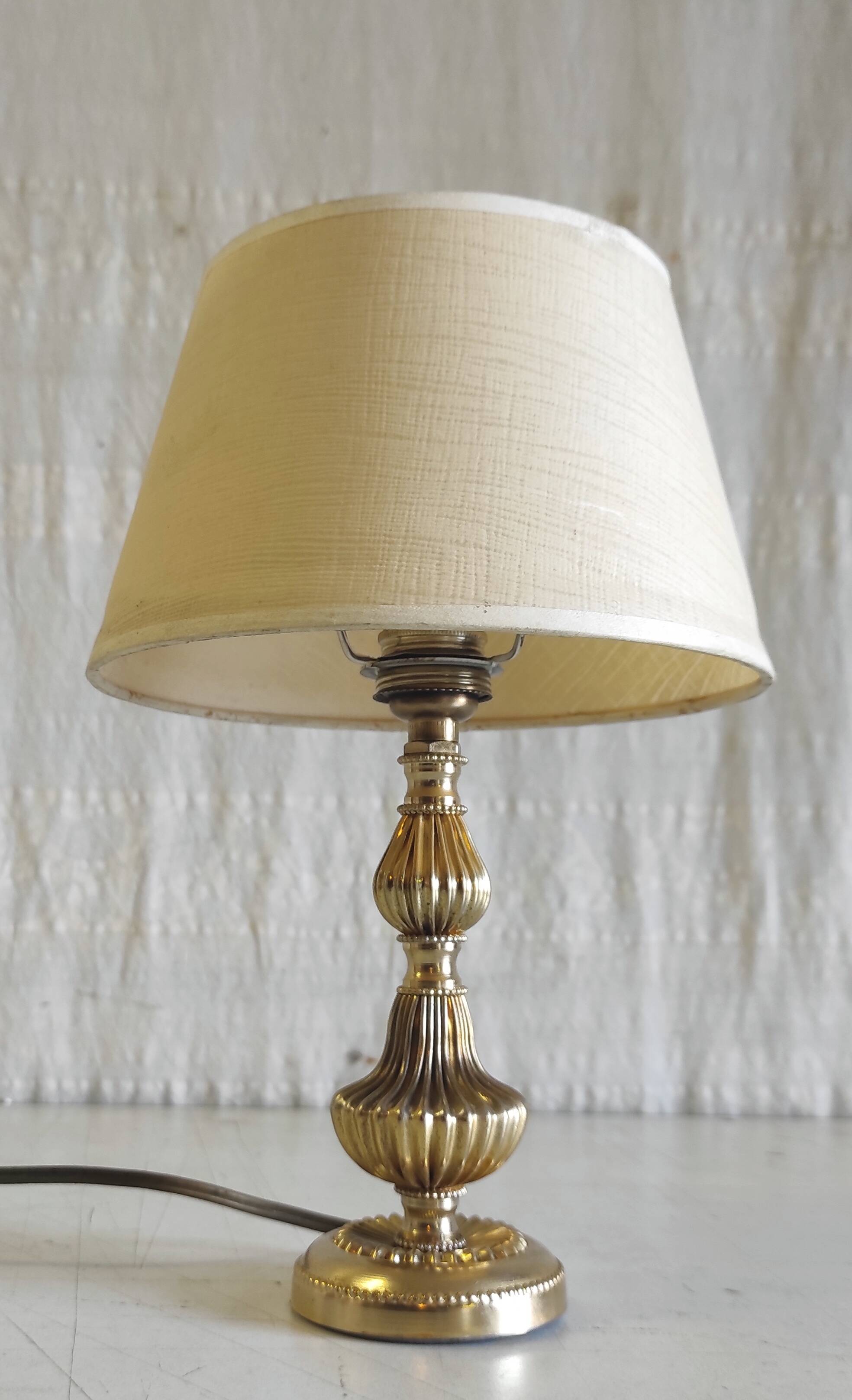 Lampe à poser en laiton doré - mid. XXeme
