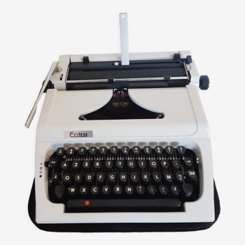 Machine à écrire portable vintage Erika