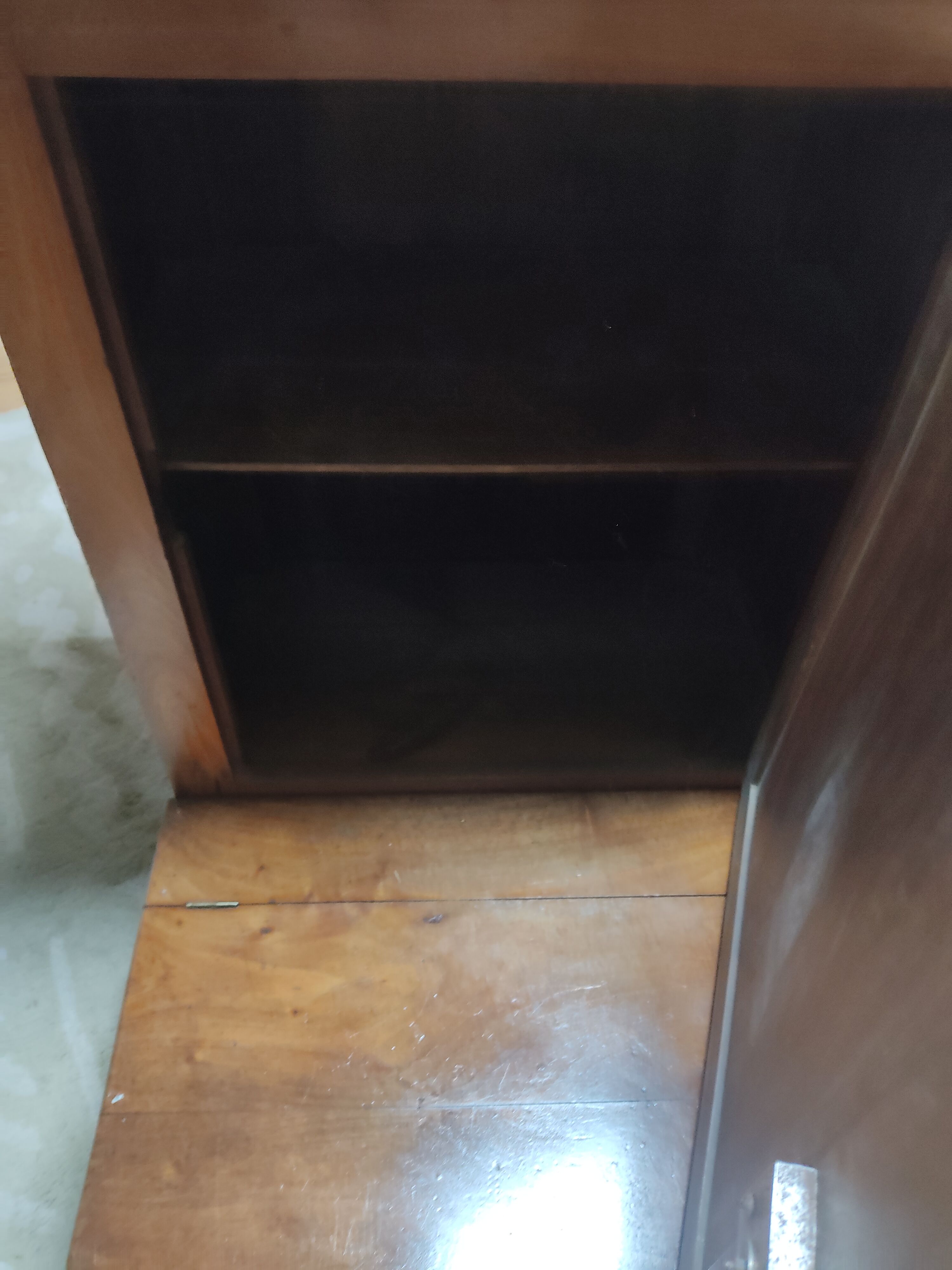 PRAY TO GOD OF THE 19TH WALNUT.