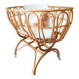Rattan baby cradle