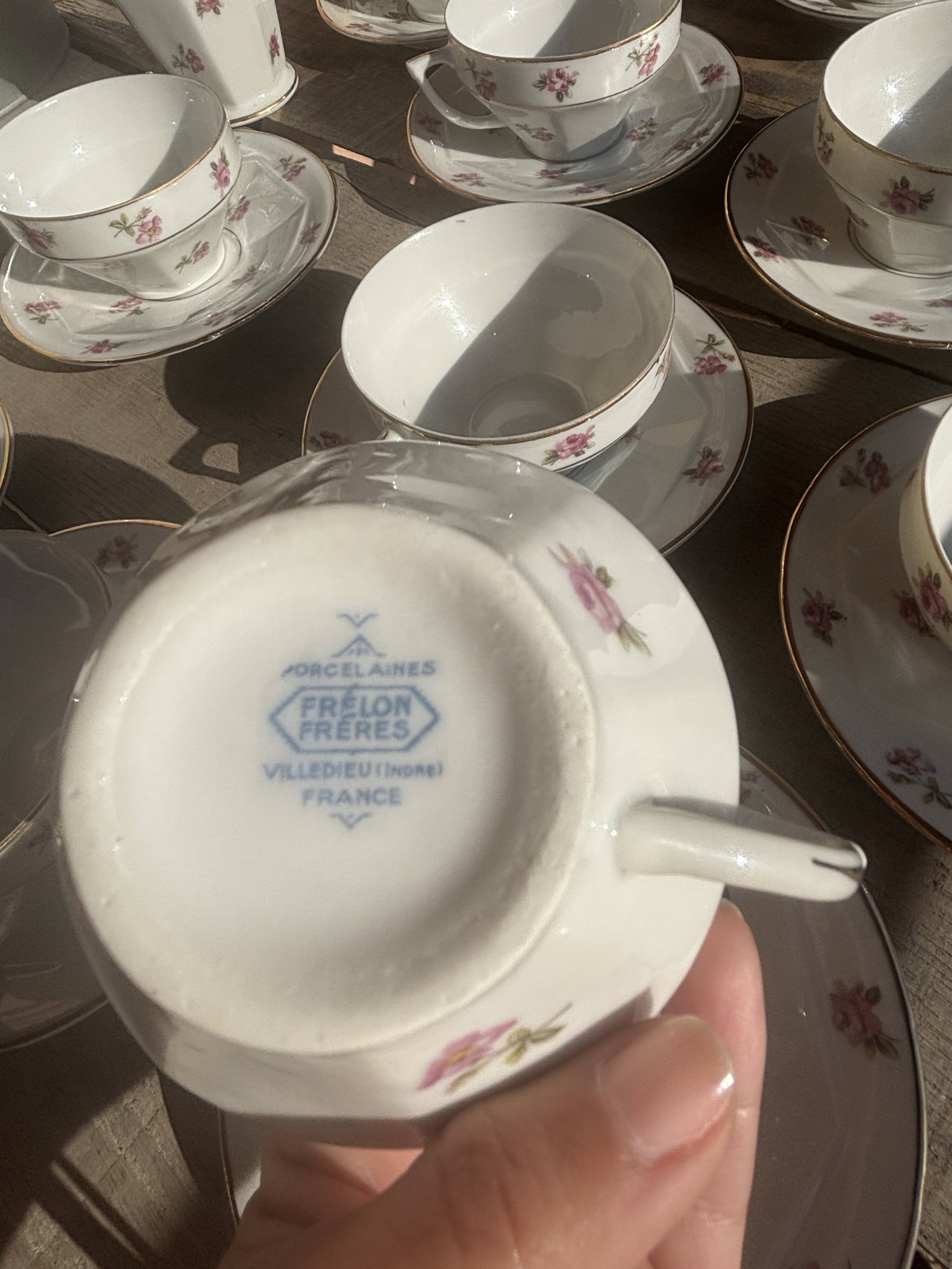 Frélon Frères service – vintage French porcelain – 26 perfect pieces