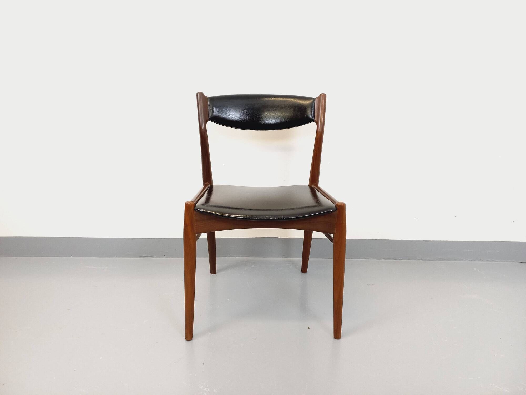 Vintage Scandinavian teak and leatherette chair from the 50s and 60s