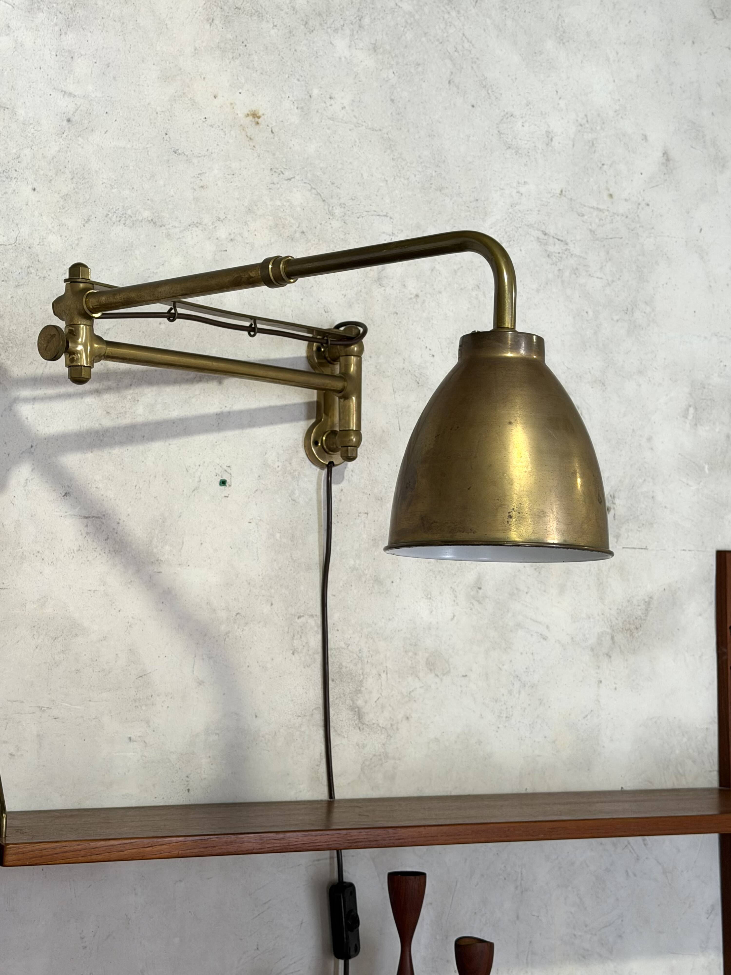Vintage brass articulated wall lamp Scandinavian style
