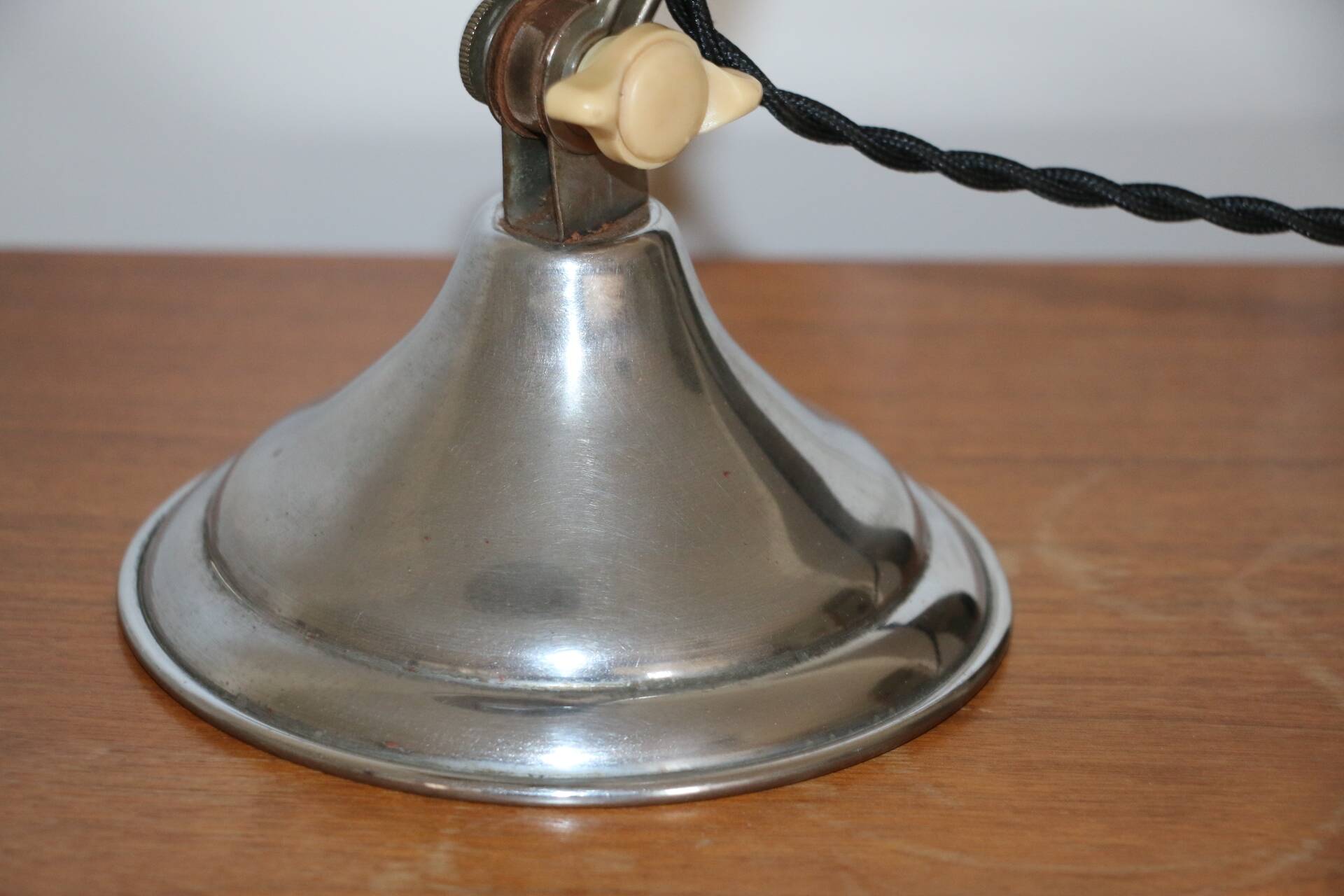 Super Chrome lamp 1930