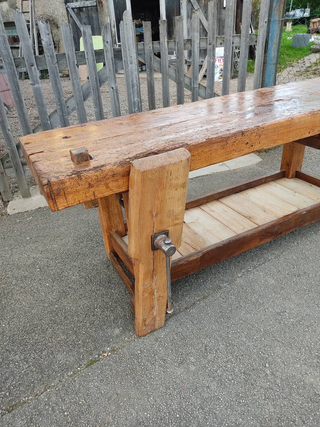 Carpenter's workbench