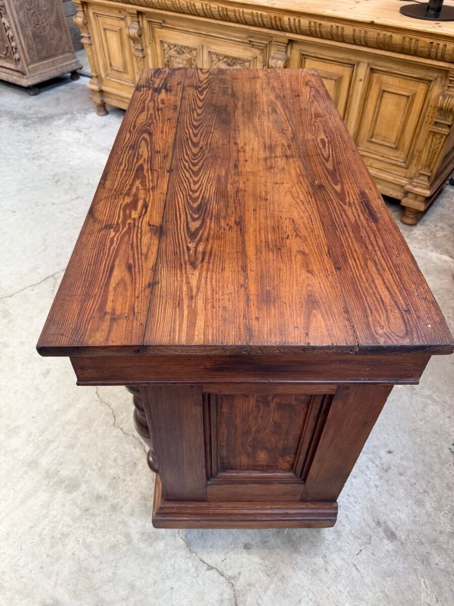 Shop counter early 20th century