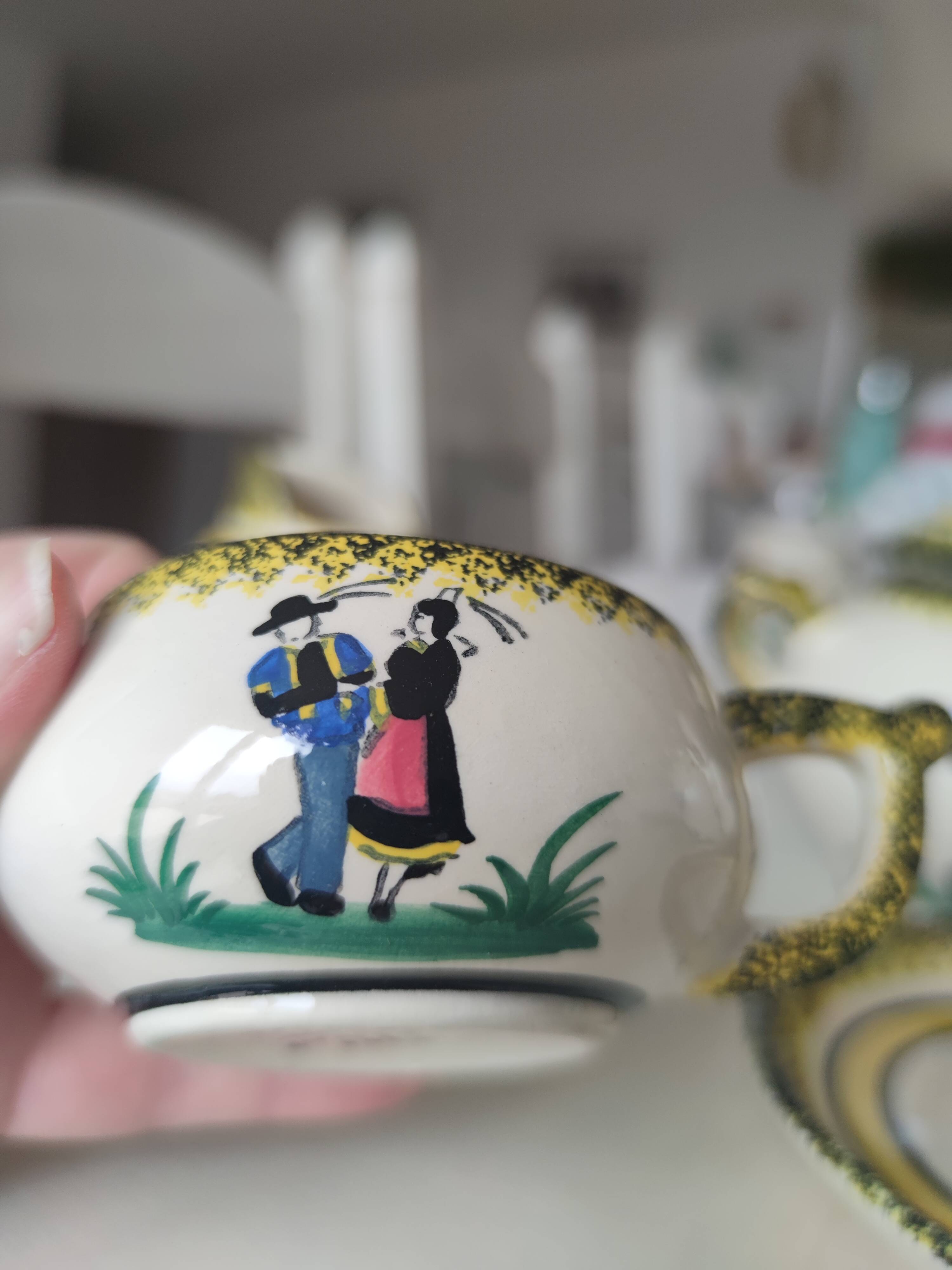 Henriot Quimper coffee service 8 cups/saucers, coffee pot, sugar bowl, jug.