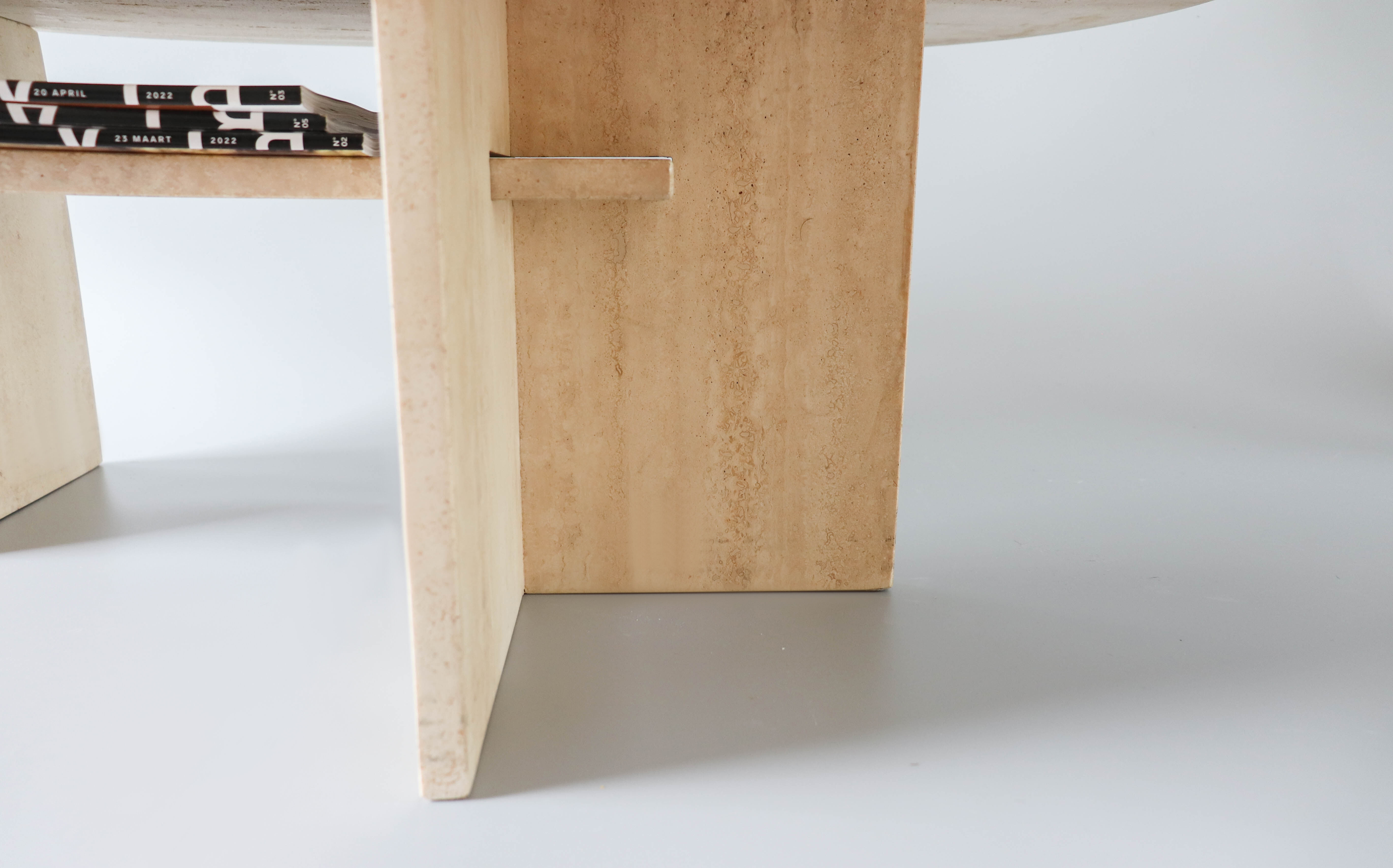 Table basse en travertin vintage