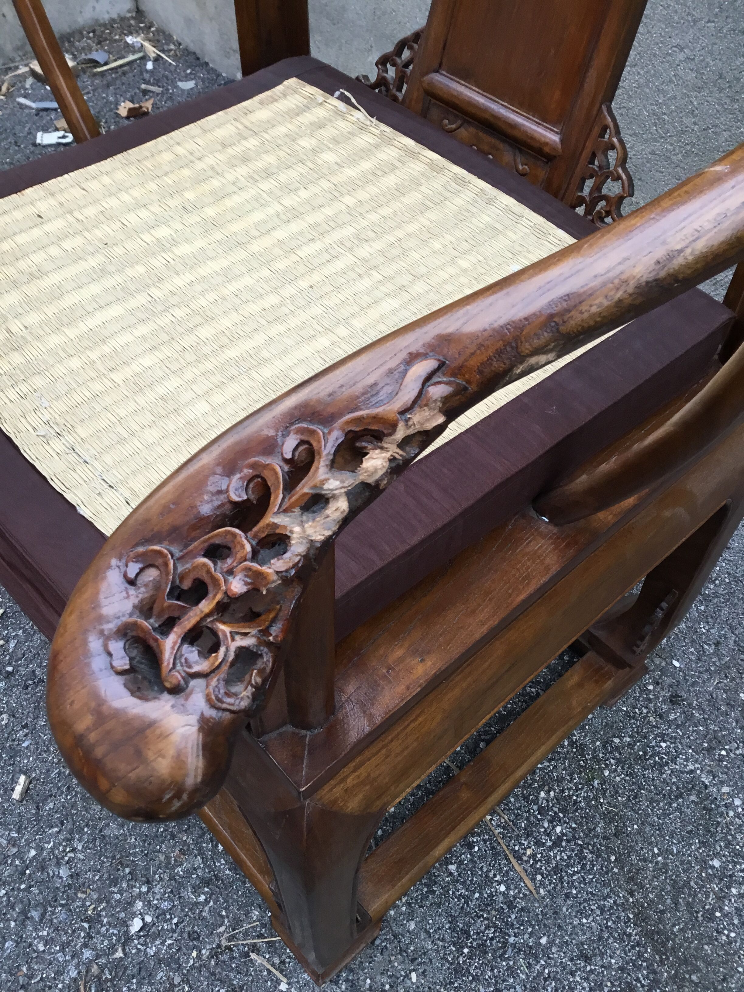 Chinese horseshoe armchair