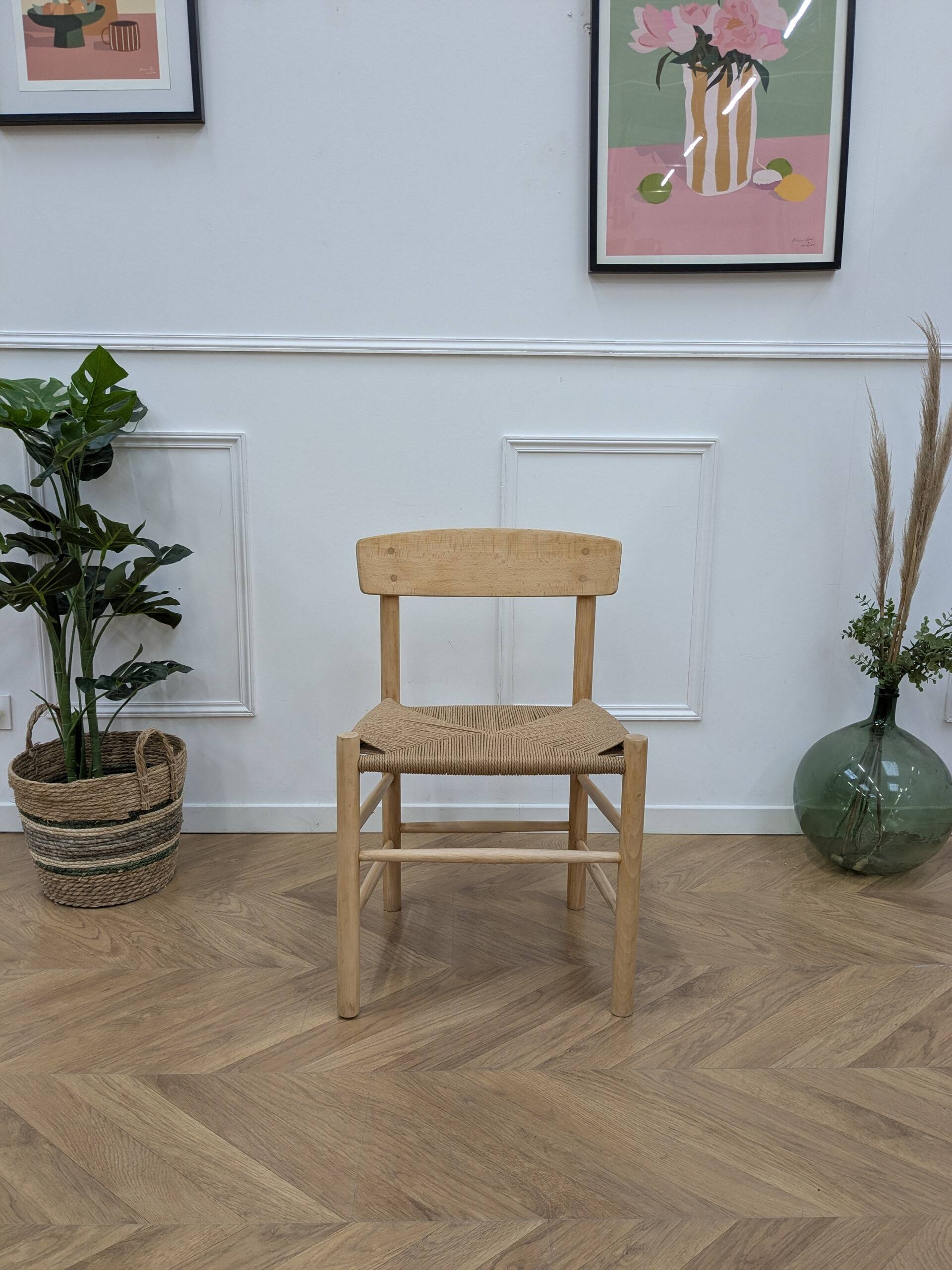 1 J39 Folk chair