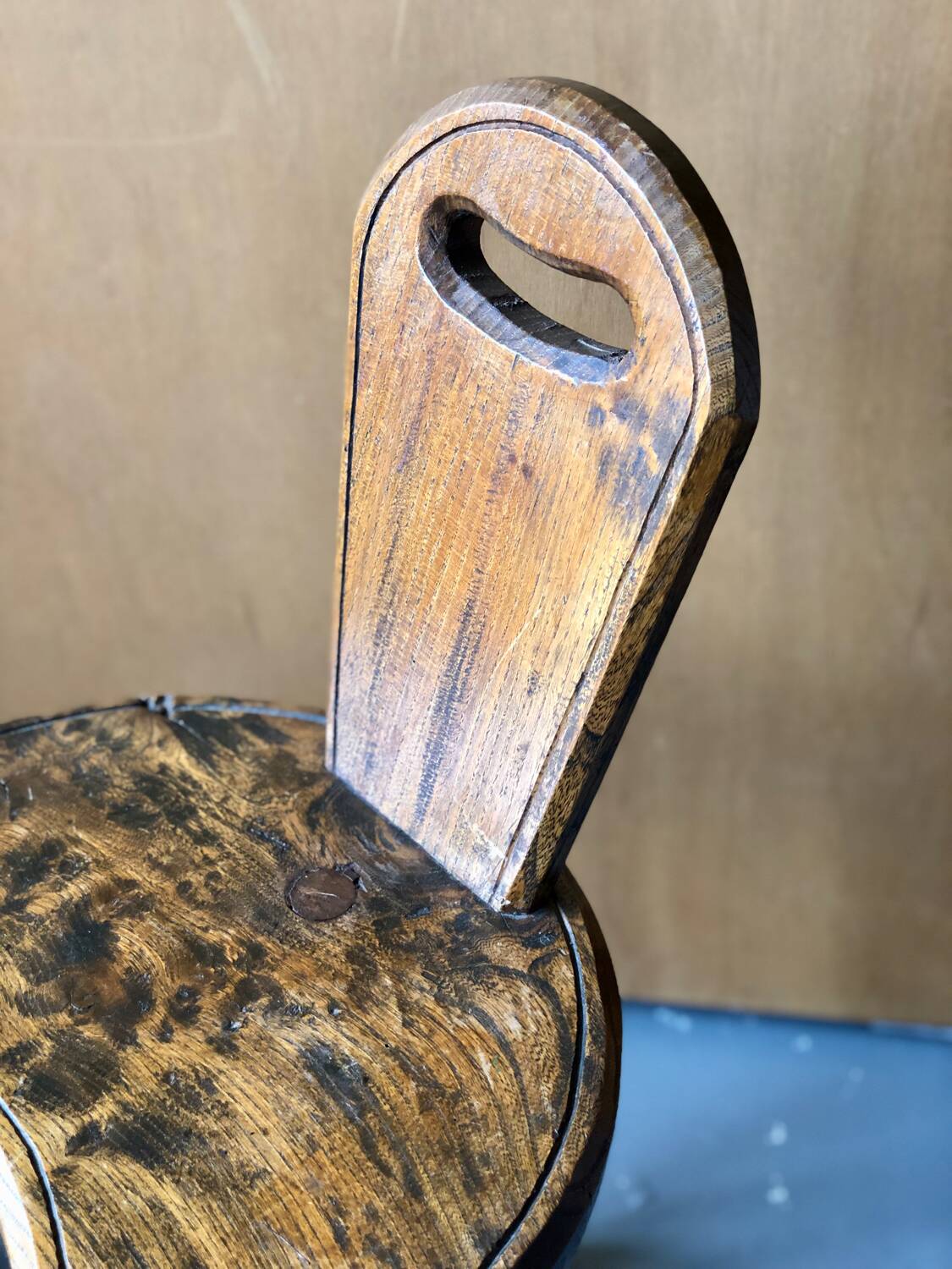 Tripod milking chair
