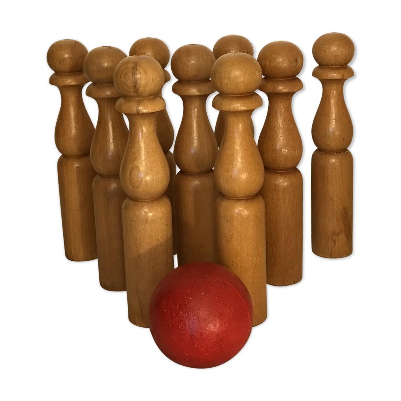 Jeu de 9 quilles en bois avec boule Selency Jeu de 9 quilles en bois avec boule Selency