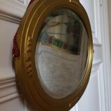 Beveled mirror