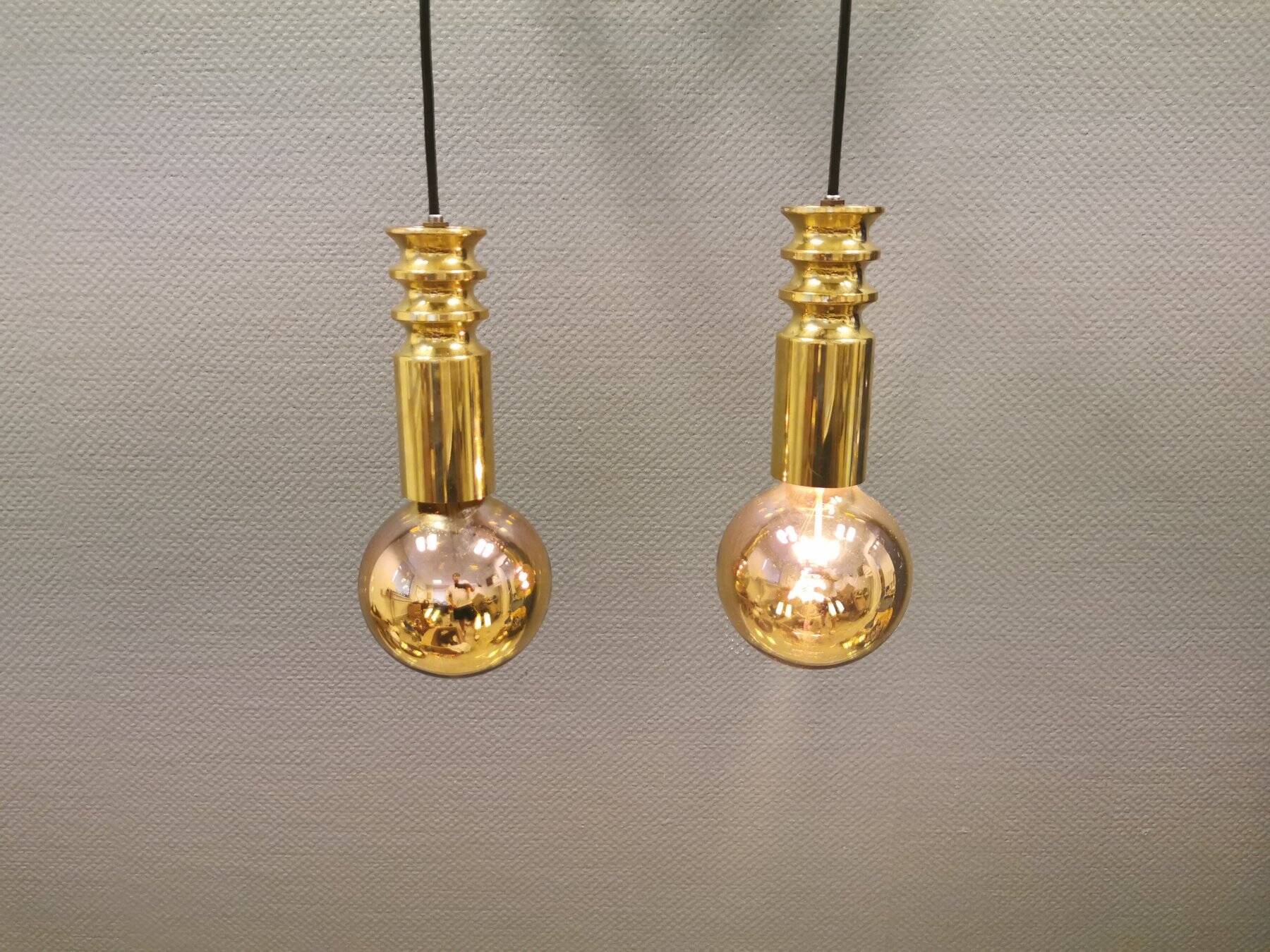 Frimann Goldstar pendant lights made by Philips in the 1970s. Model SPYBALL