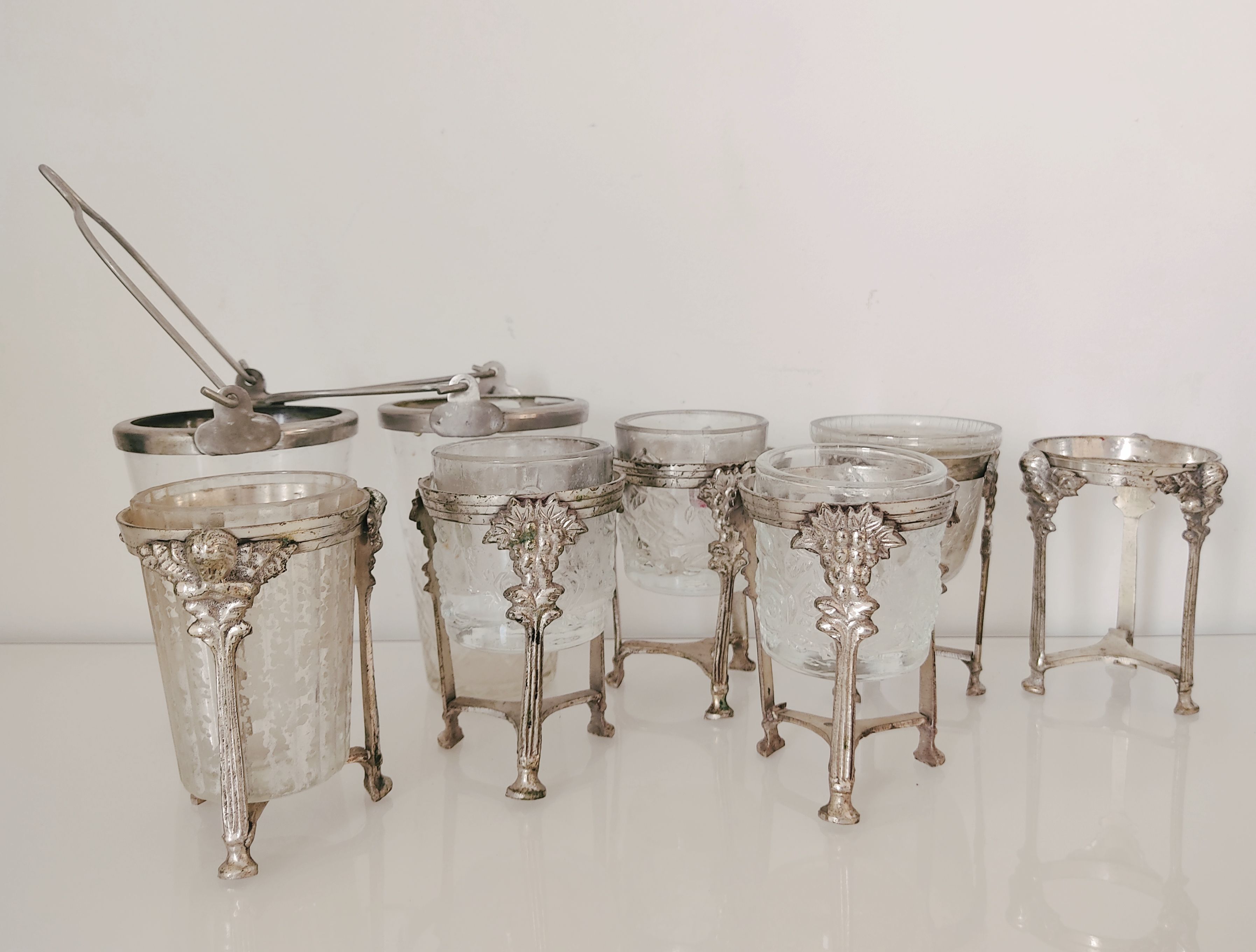 Ensemble de 8 photophores verre et métal