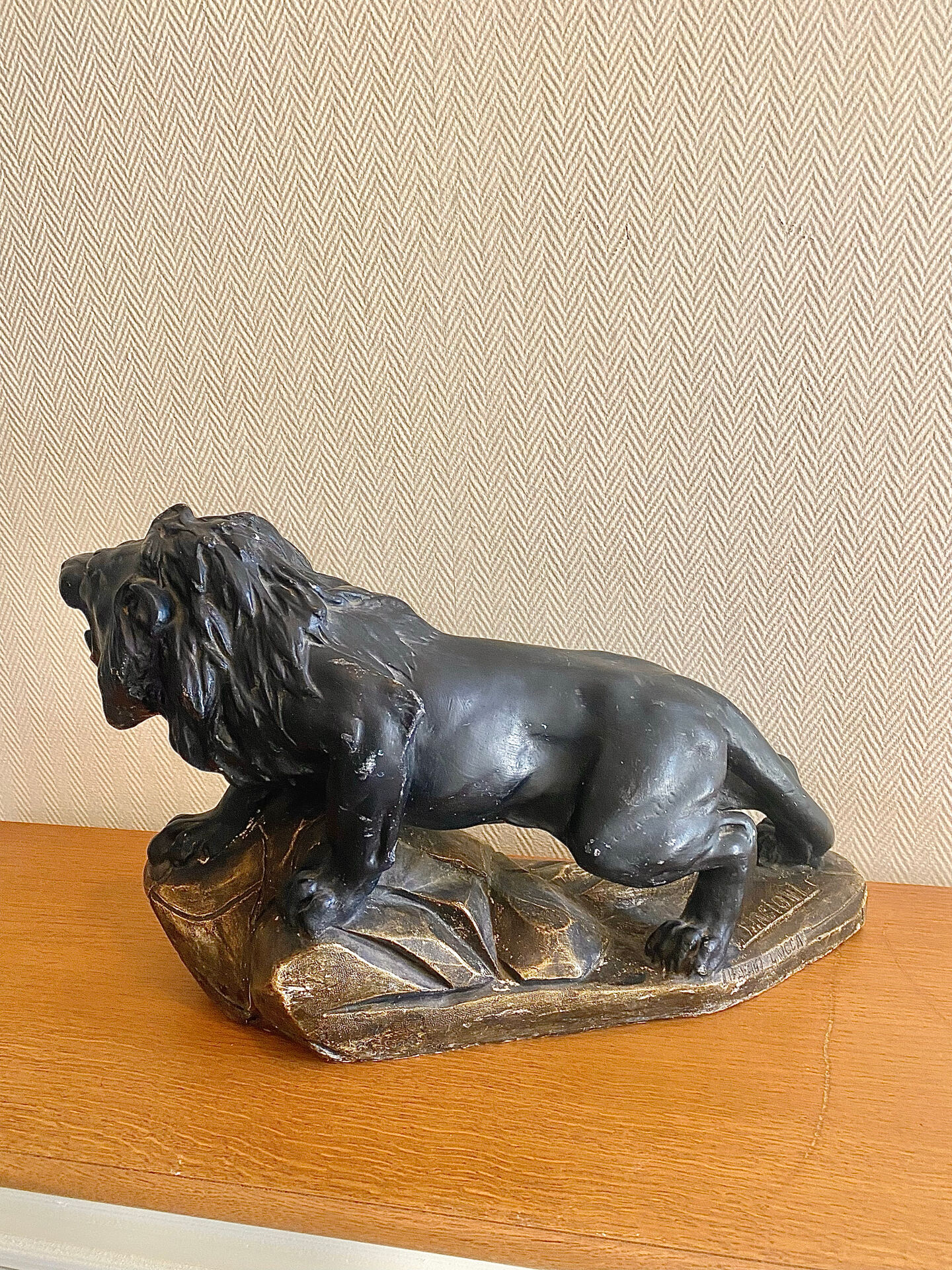 Roaring lion Art Deco signed Magioni