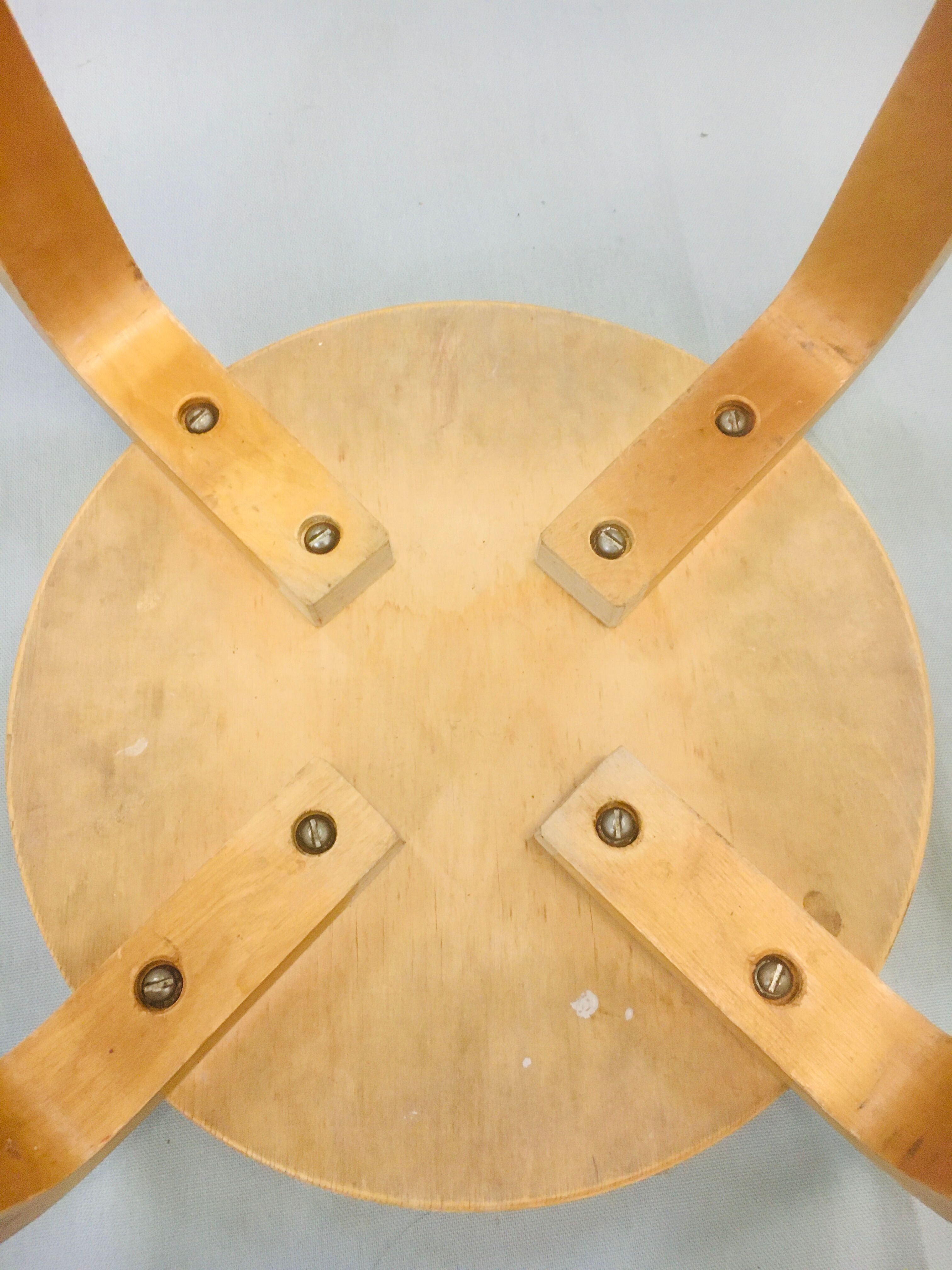 Suite of 3 Alvar Aalto stools for Artek