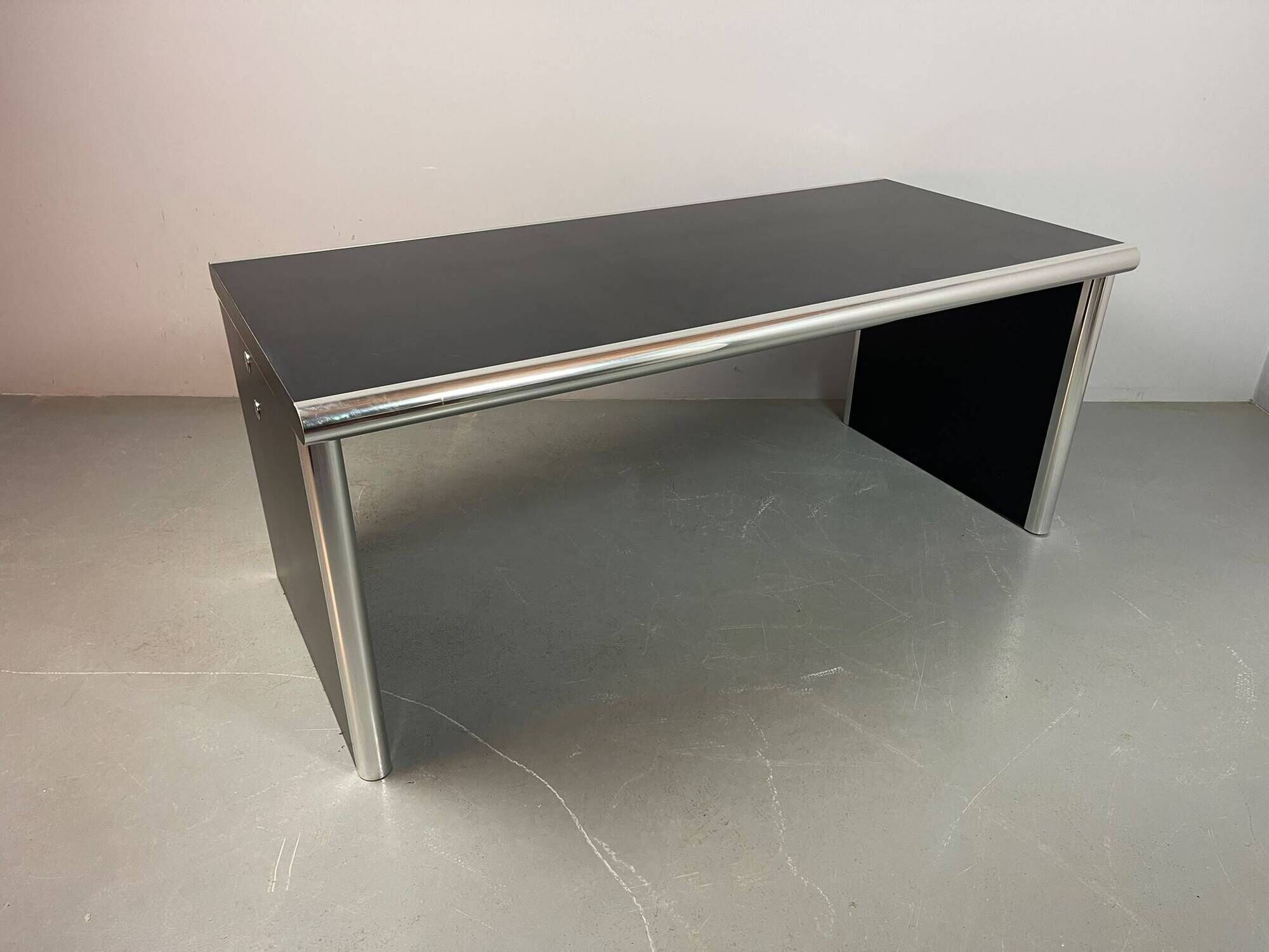 BIG Executive Design Desk by Guido Faleschini for i4 Mariani. Italy, 1970s.