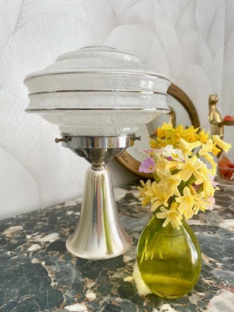 Art deco table lamp
