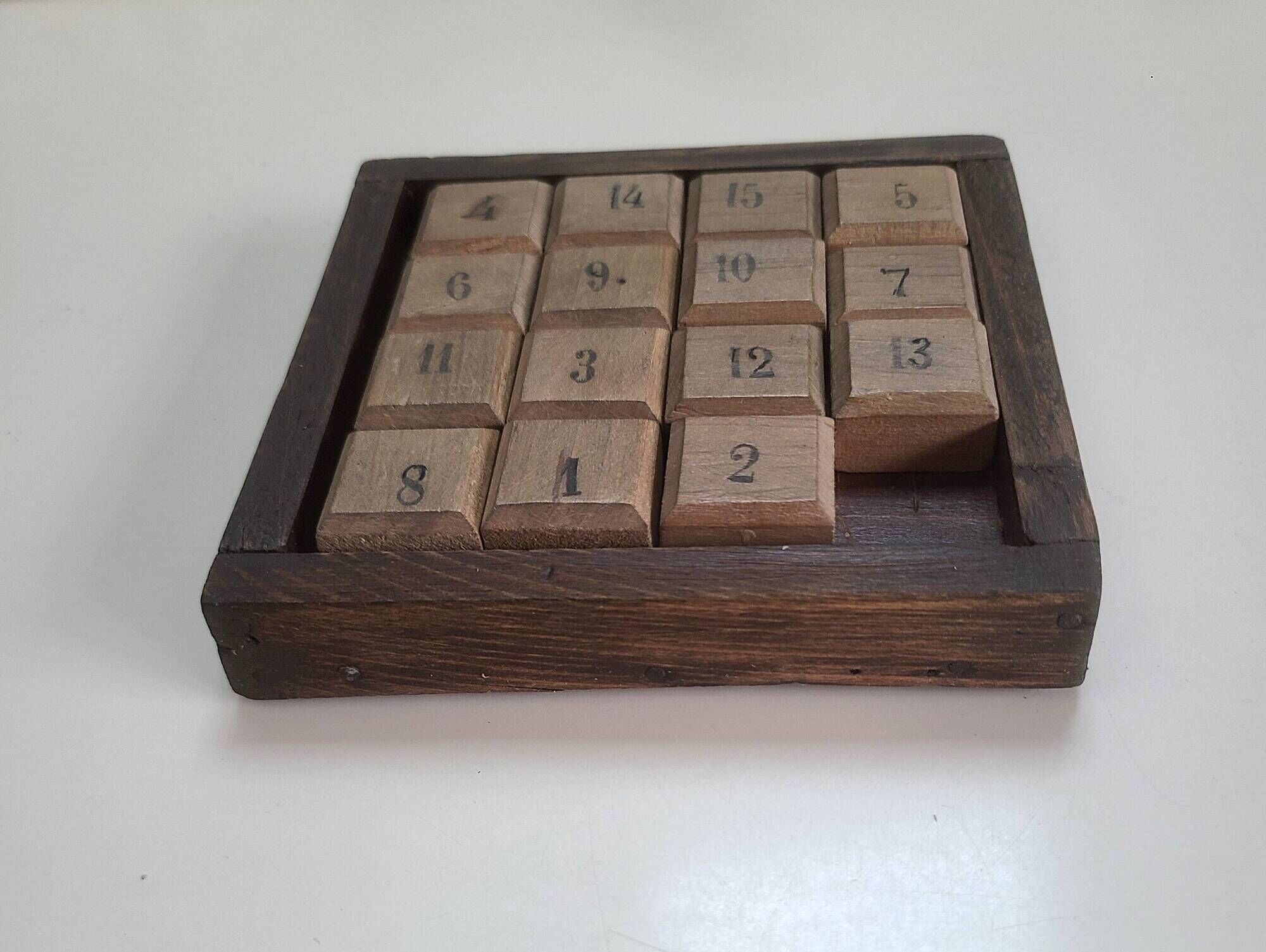 Antique wooden sliding puzzle - Popular art from the late 19th century - Complete