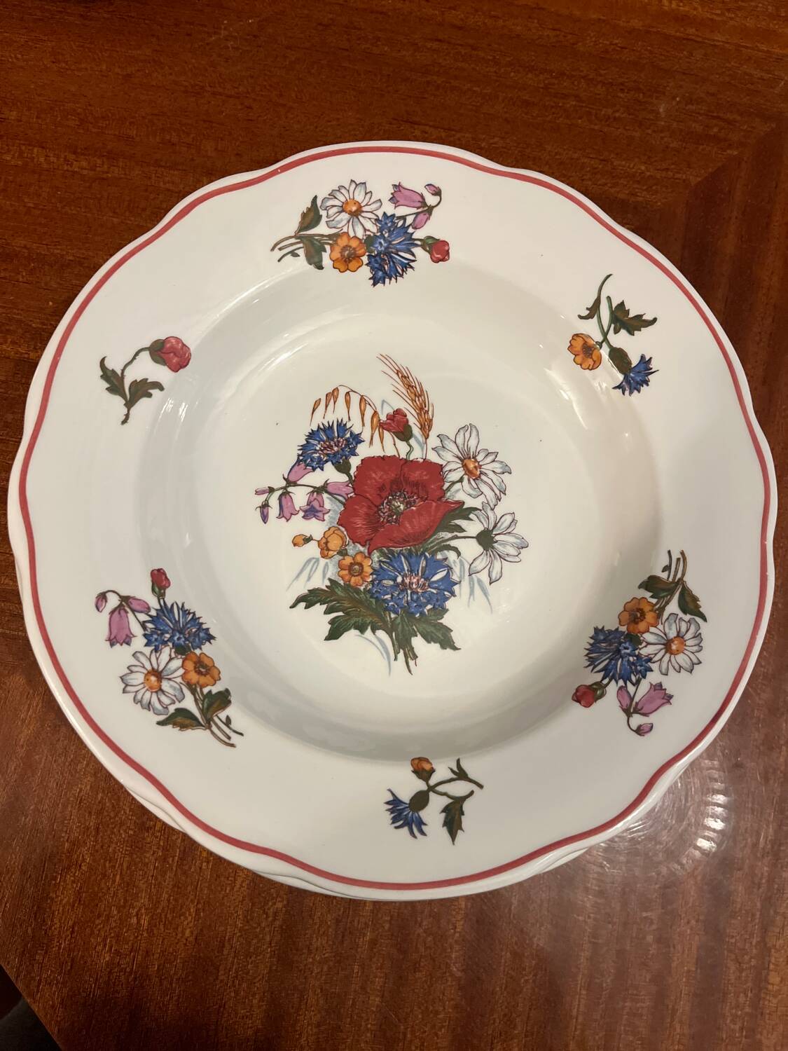 Sarreguemines dinnerware set