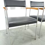 Chaises DDR avec base chromée et revêtement noir, chaises de salle à manger